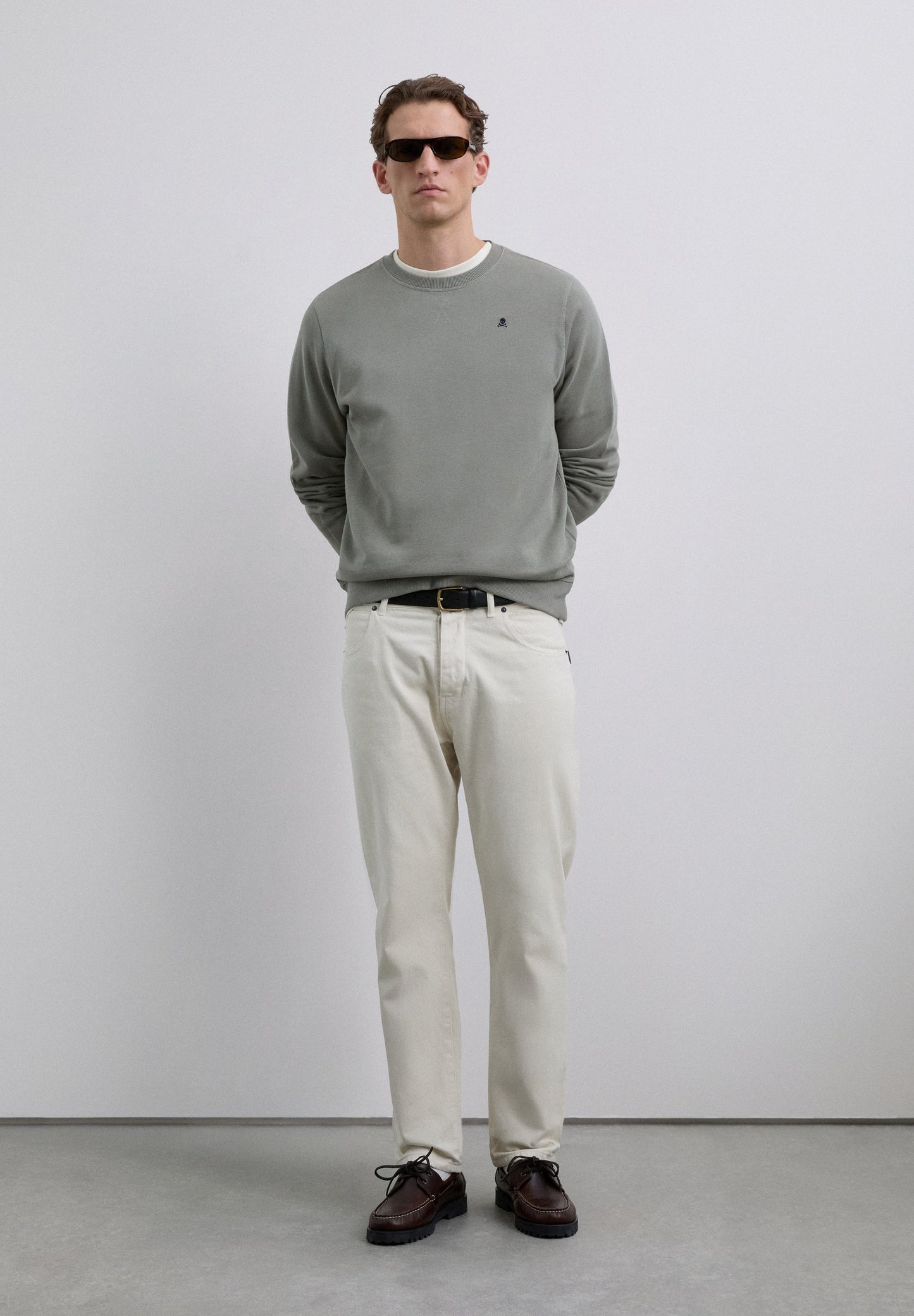 SCNOS FADE SWEATER