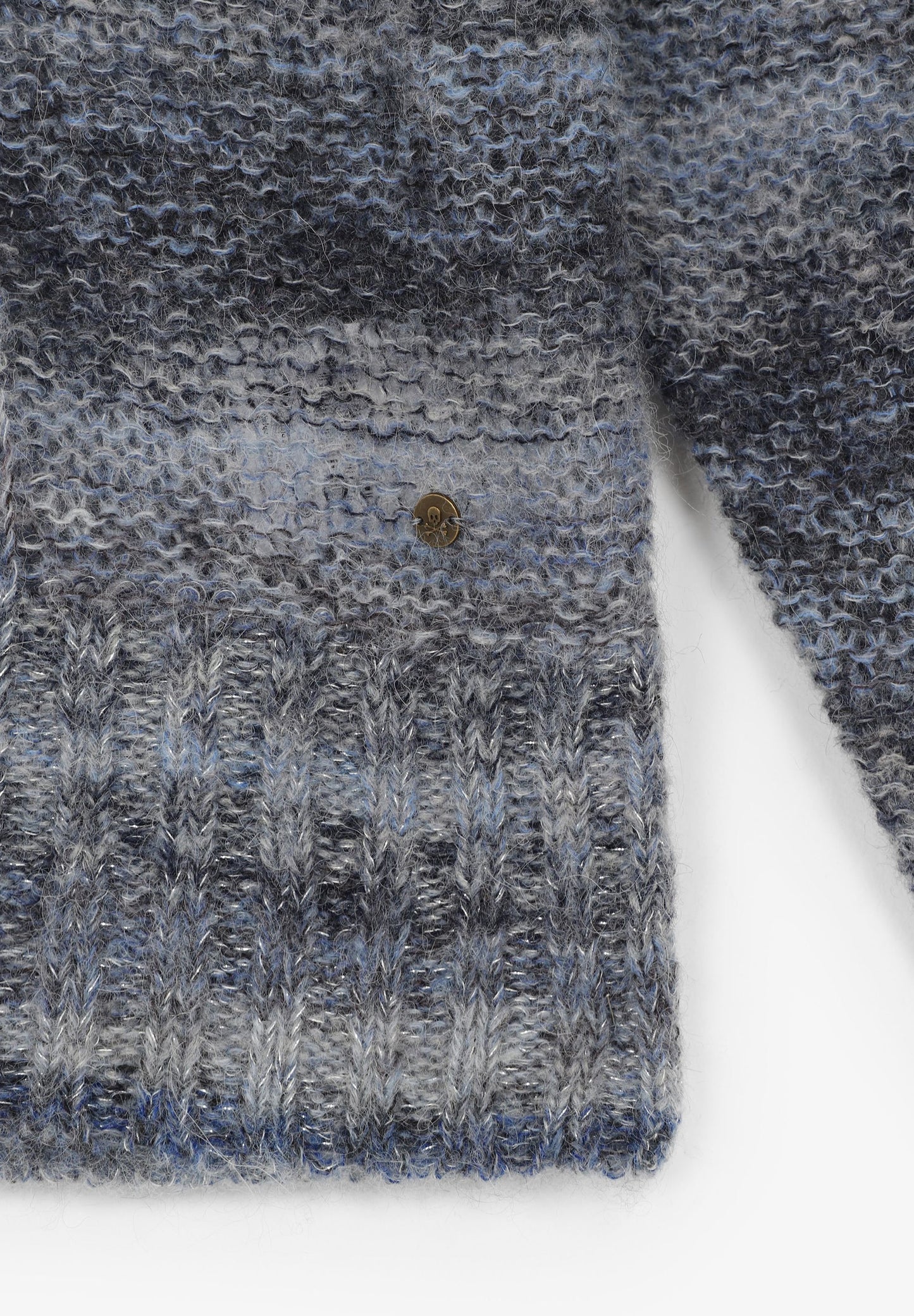 SWEATER WITH DETAIL ON SHOULDERS