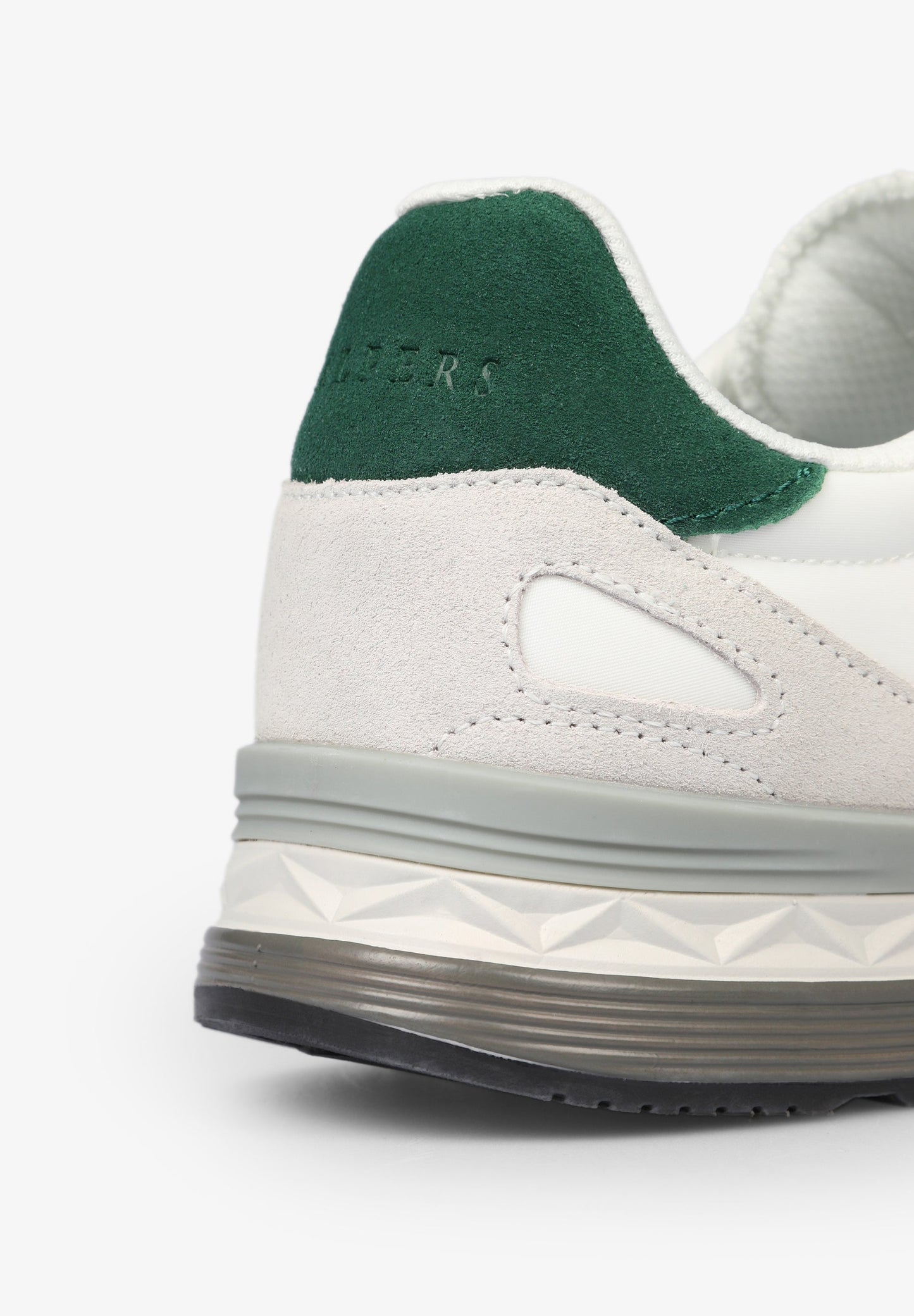 SNEAKERS WITH SIDE SKULL