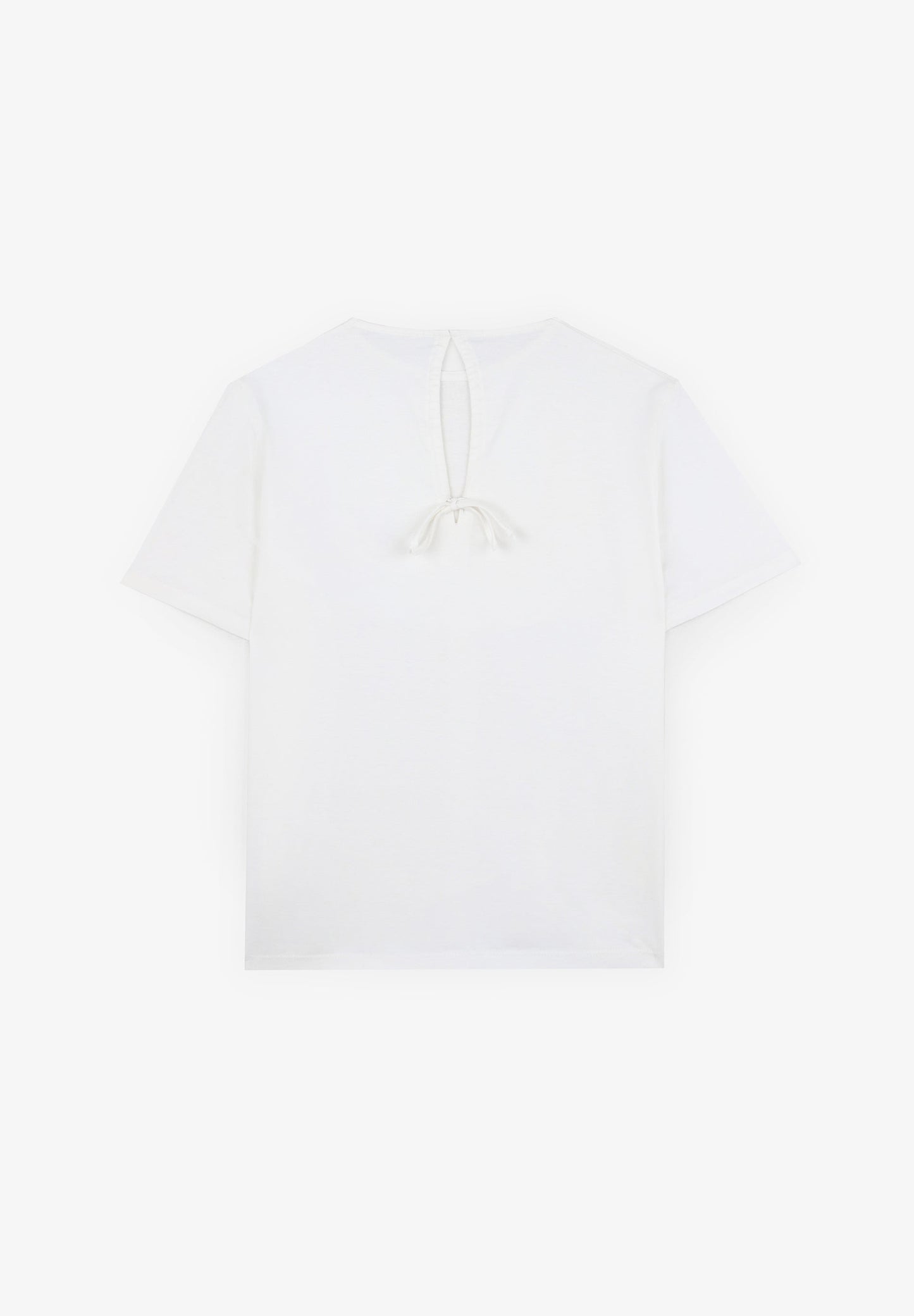 T-SHIRT WITH EMBROIDERY ON THE CHEST