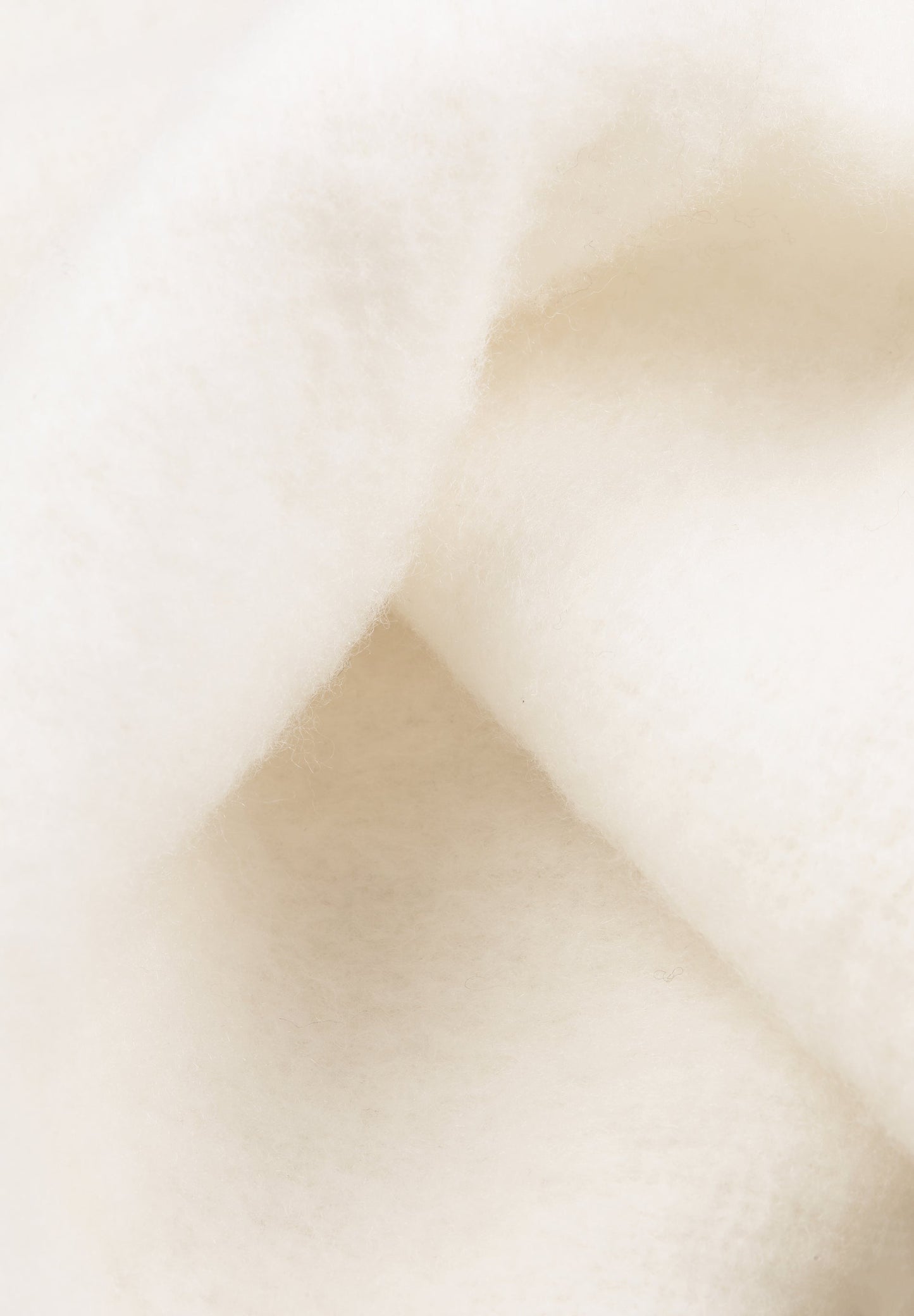 SCARF WITH SKILL PATCH DETAIL