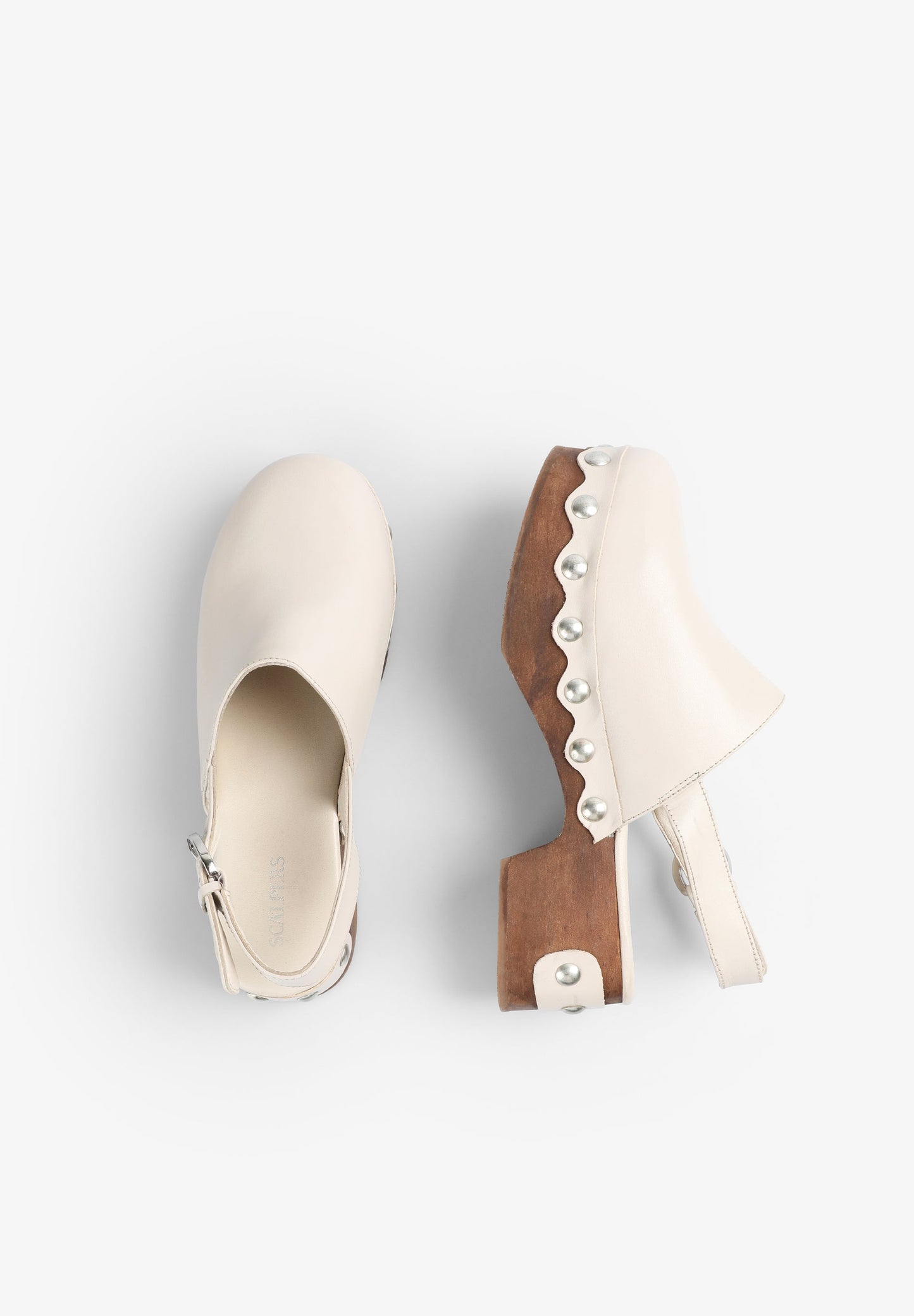 LEATHER CLOGS WITH STUDS