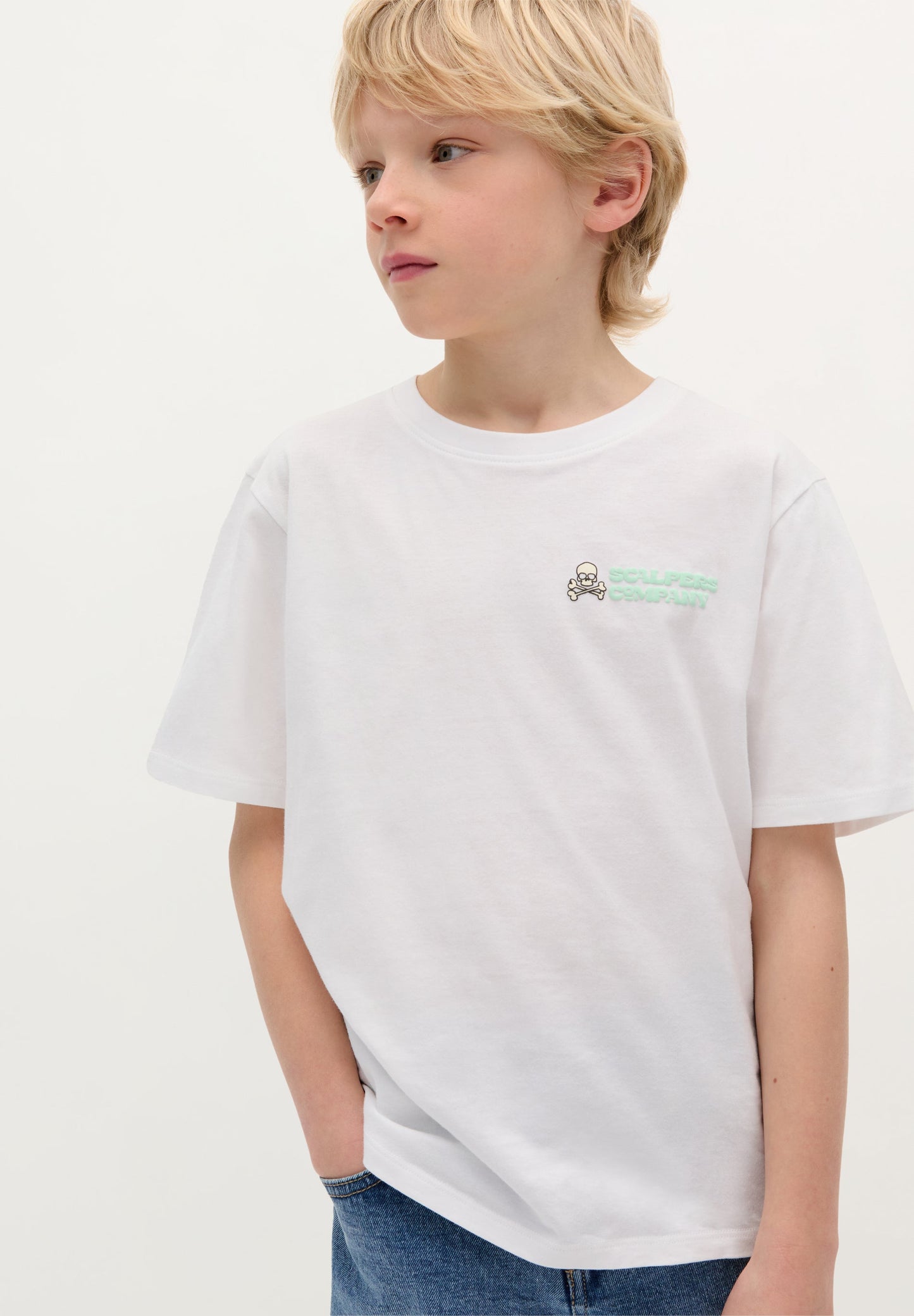T-SHIRT WITH RAISED BACK PRINT