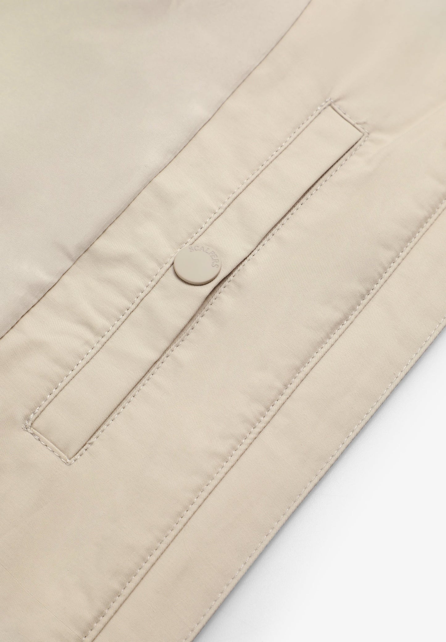 LIGHTWEIGHT BOMBER JACKET