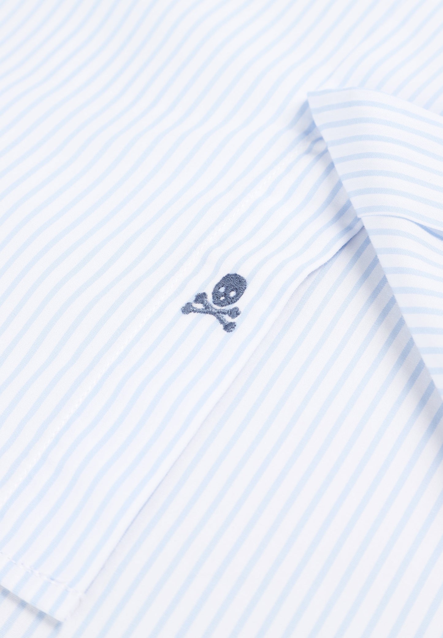 CLASSIC DRESS SHIRT