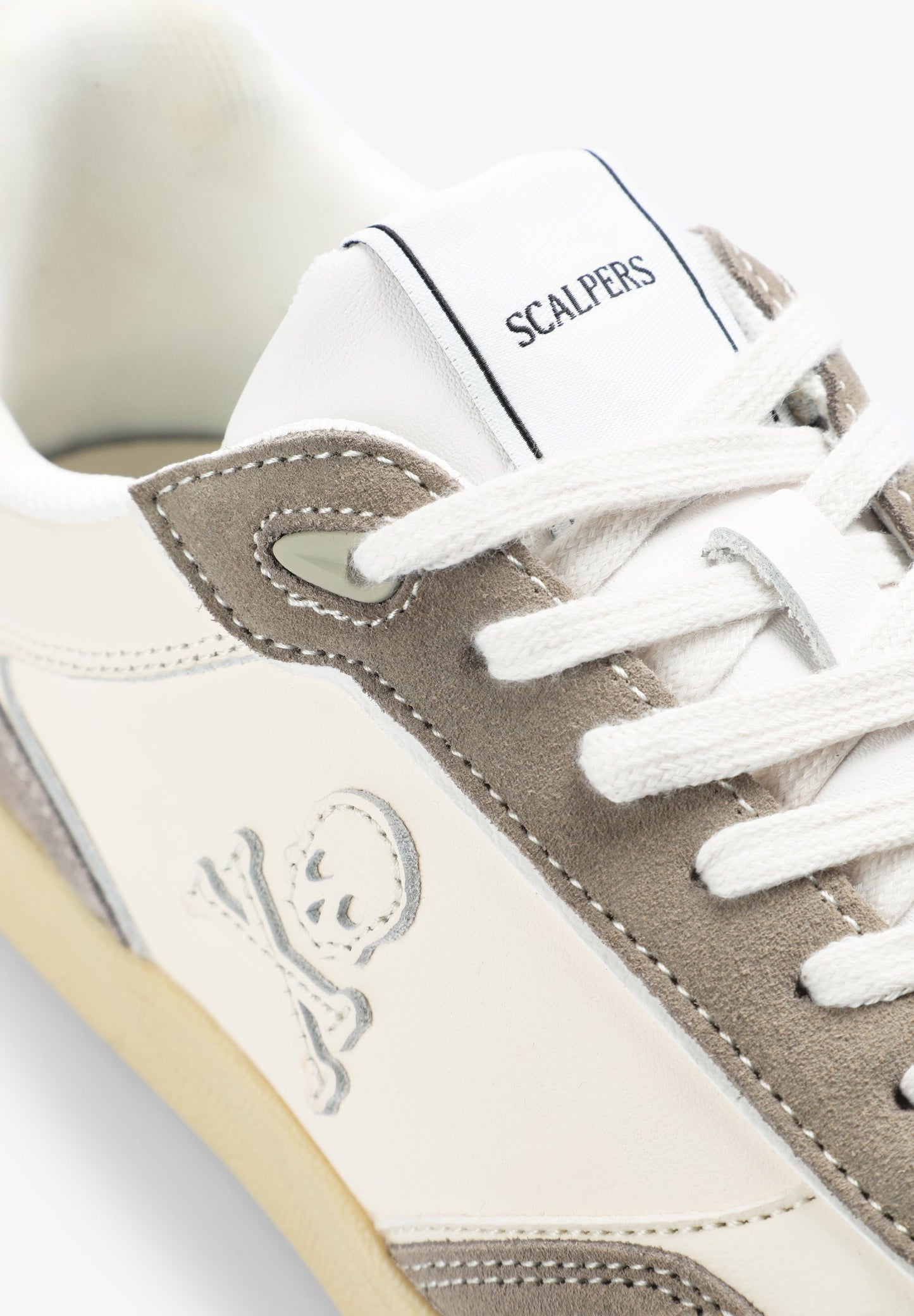 CLASSIC SOLE SKULL SNEAKERS