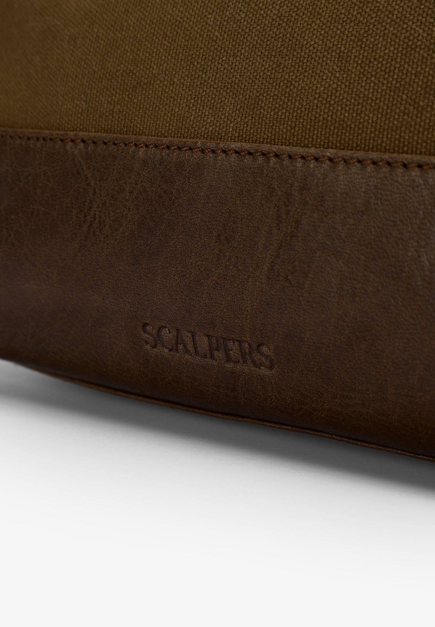 LEATHER TRAVEL TOILETRY BAG