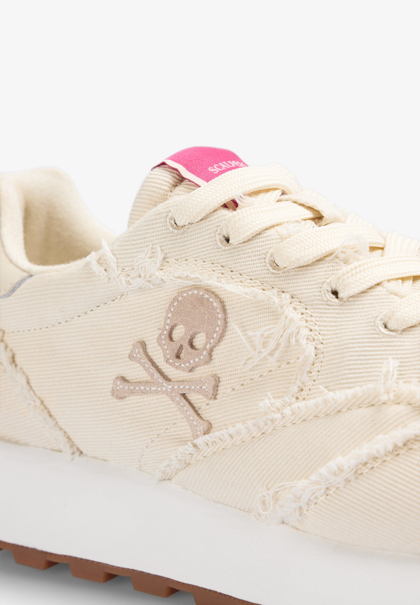 SNEAKERS WITH SIDE SKULL