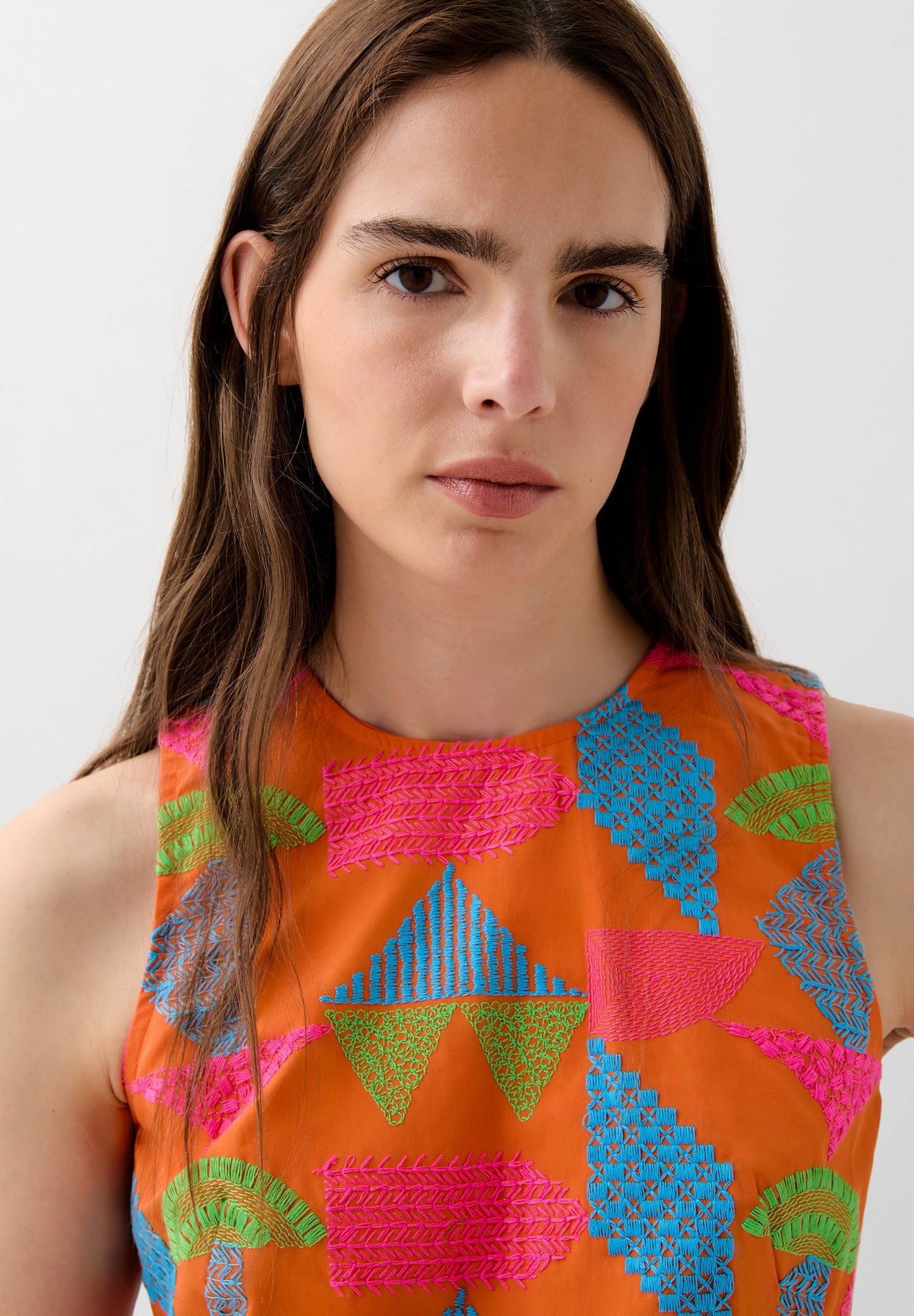 PRINT DRESS WITH CUT OUTS