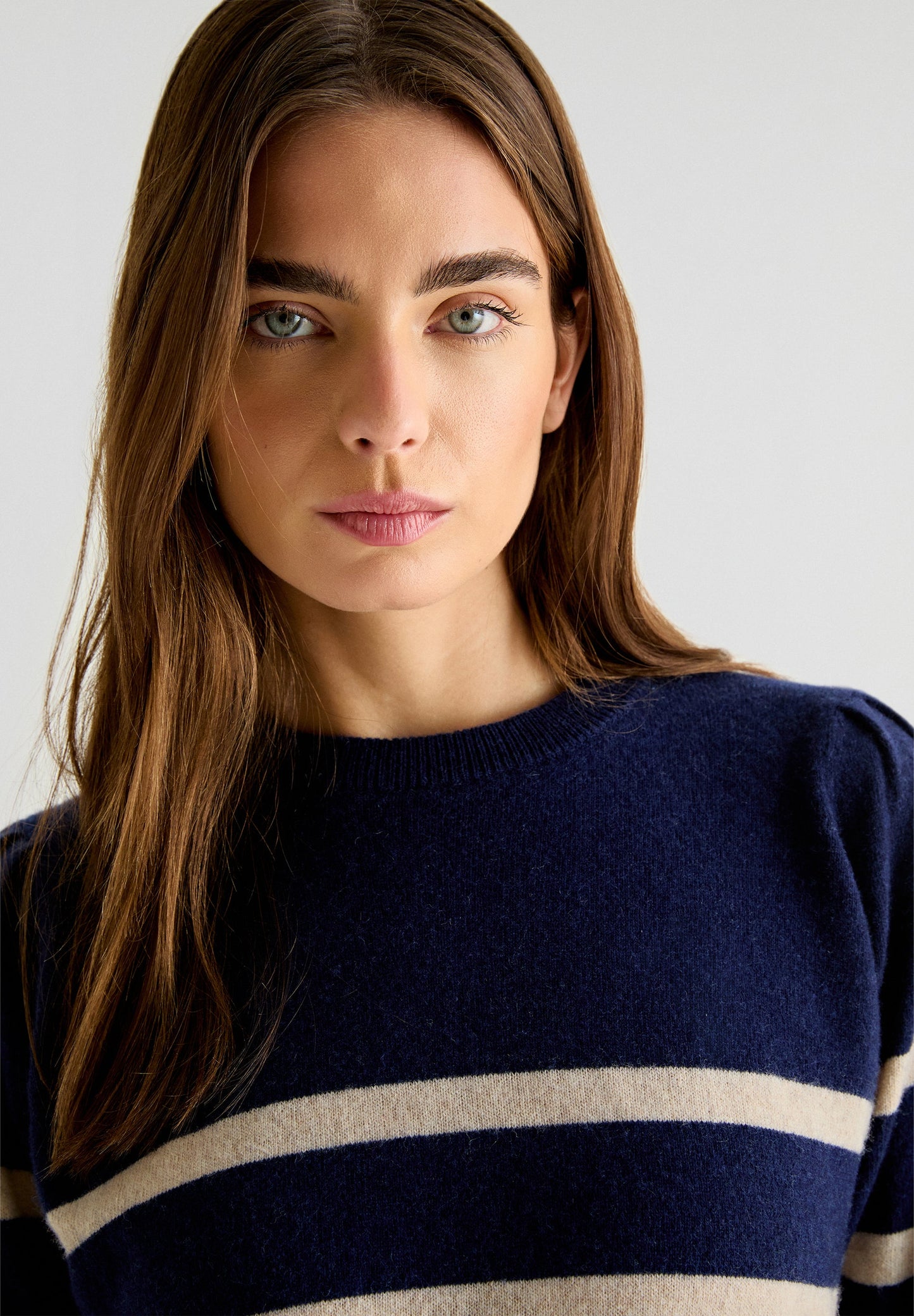 SWEATER WITH GATHERED SHOULDER