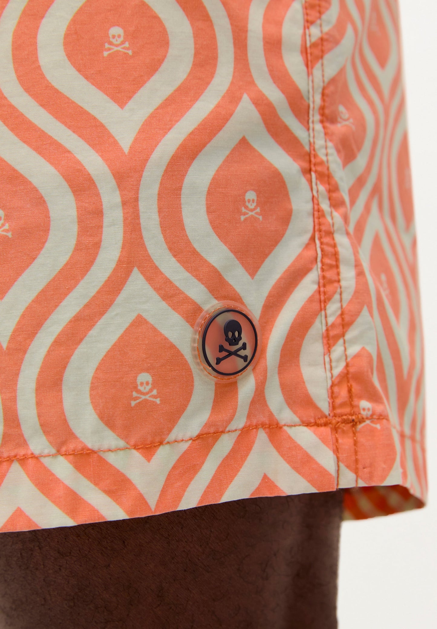 WAVED PRINT SWIMMING TRUNKS