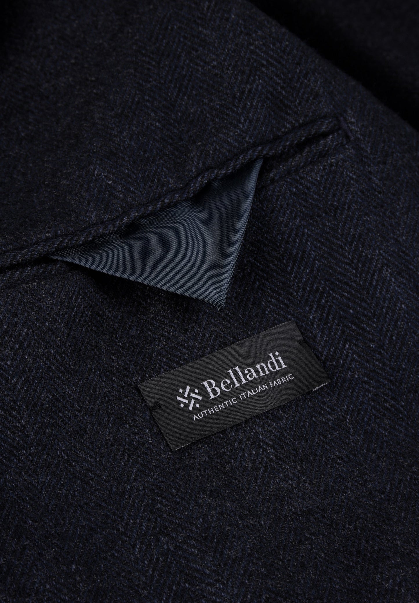 HERRINGBONE WOOL BLAZER