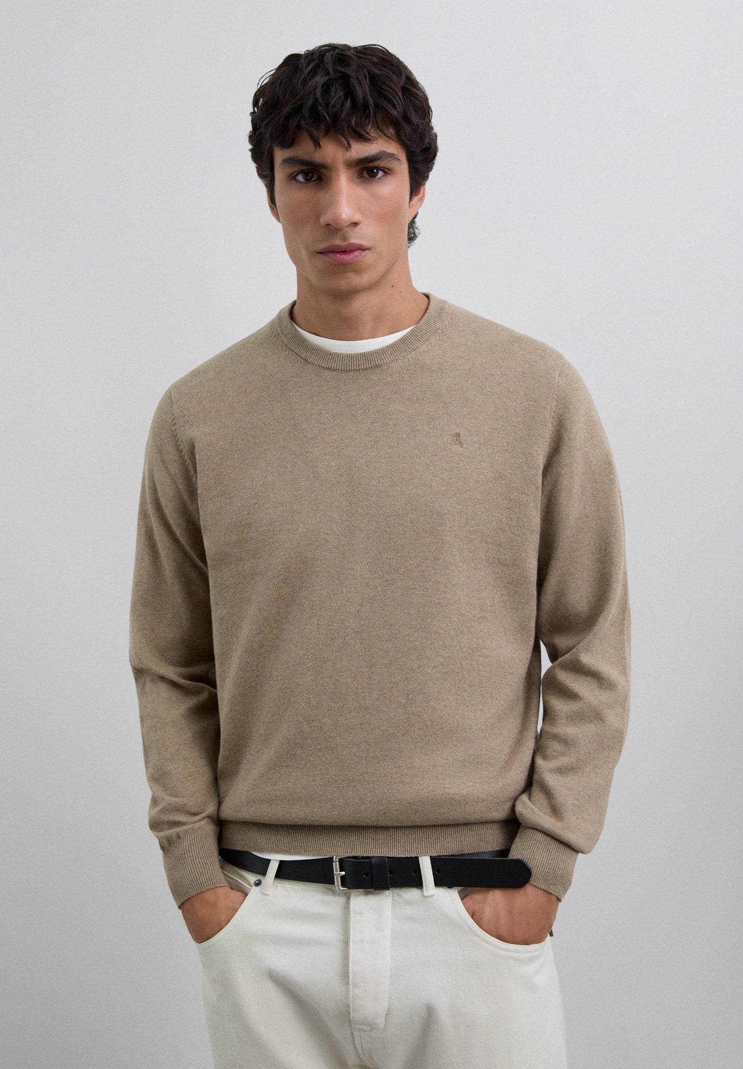 SWEATER WITH EMBROIDERED SKULL