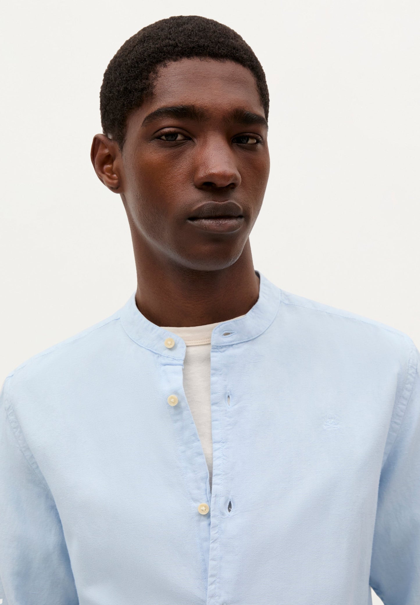 LINEN SHIRT WITH STAND-UP COLLAR