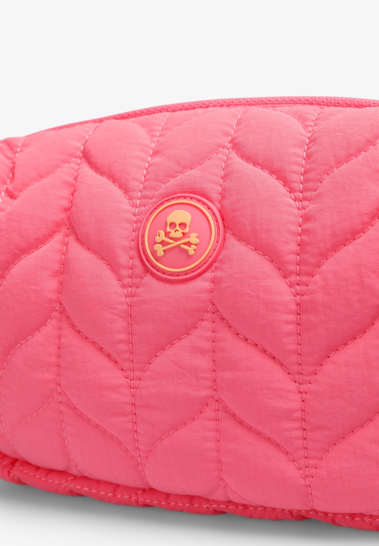 SKULL TOILETRY BAG