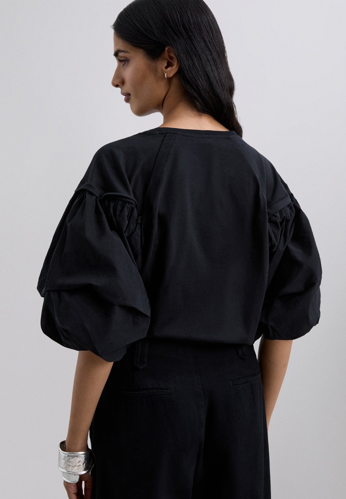 PUFFED SLEEVE T-SHIRT