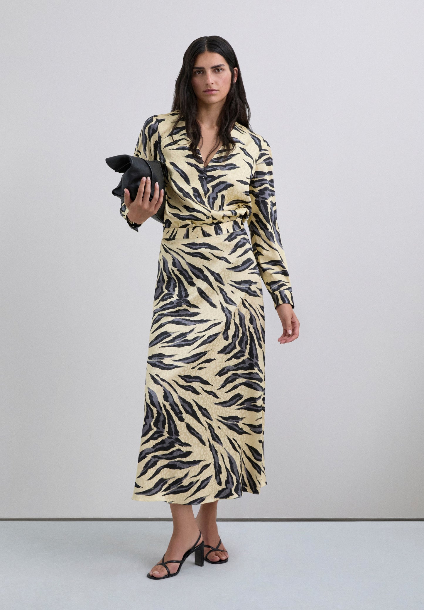 ANIMAL PRINT SATIN BLOUSE