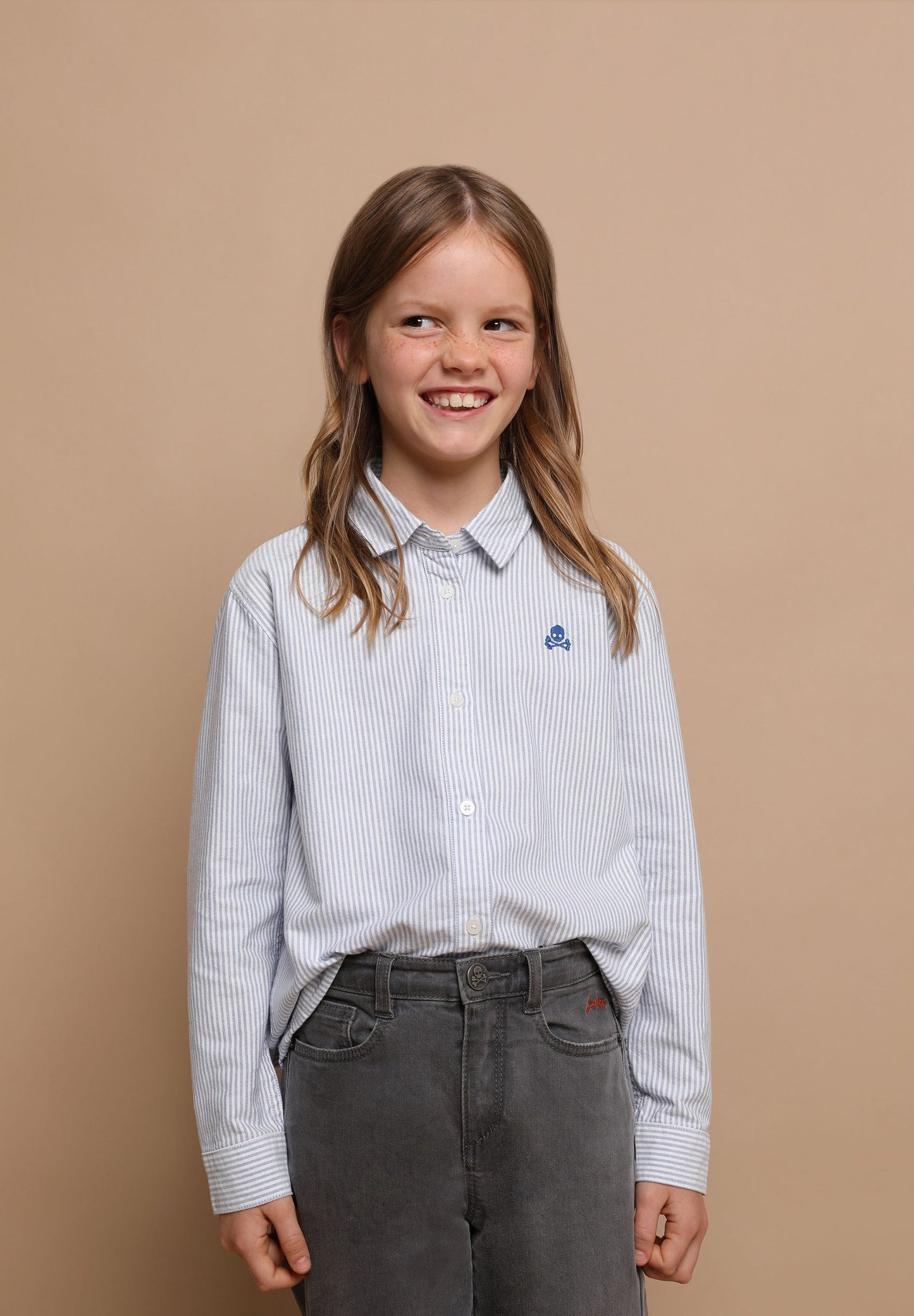 SHIRT WITH RUFFLED BACK