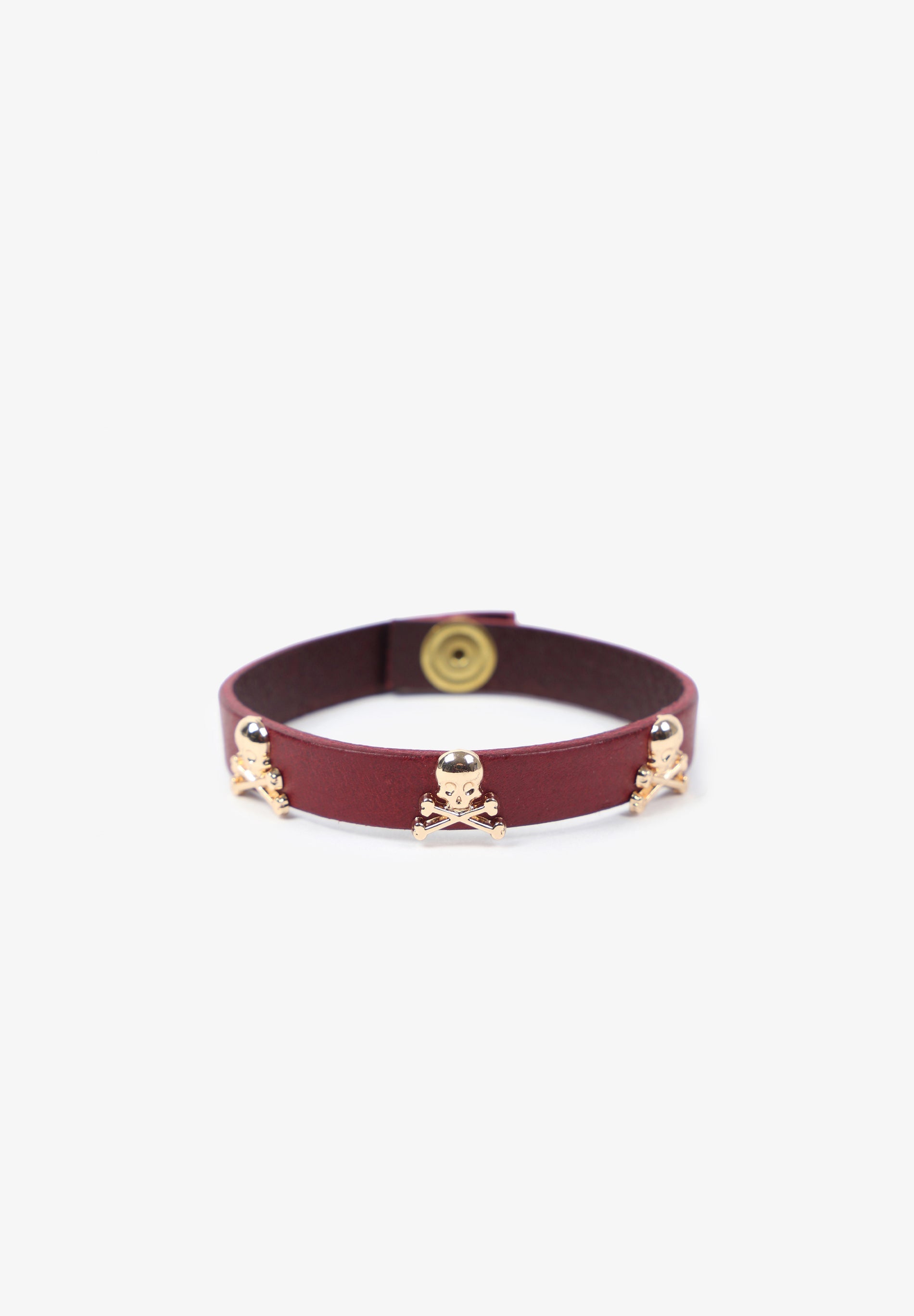 LEATHER BRACELET WITH SKULLS