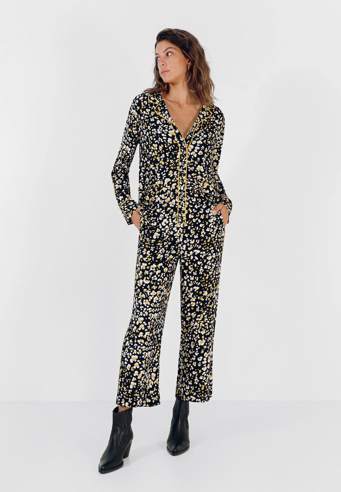 PANTALÓN PIJAMERO ANIMAL PRINT