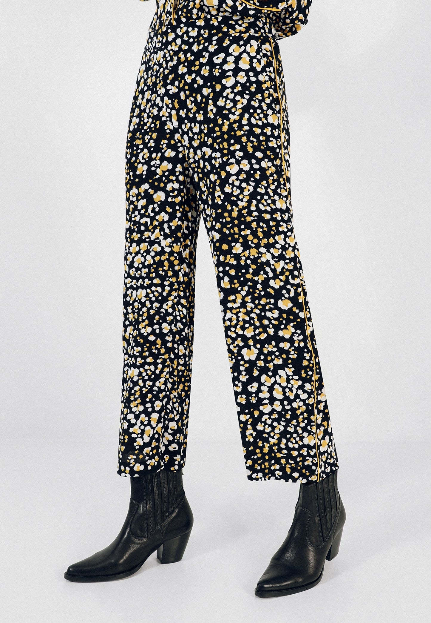 PANTALÓN PIJAMERO ANIMAL PRINT