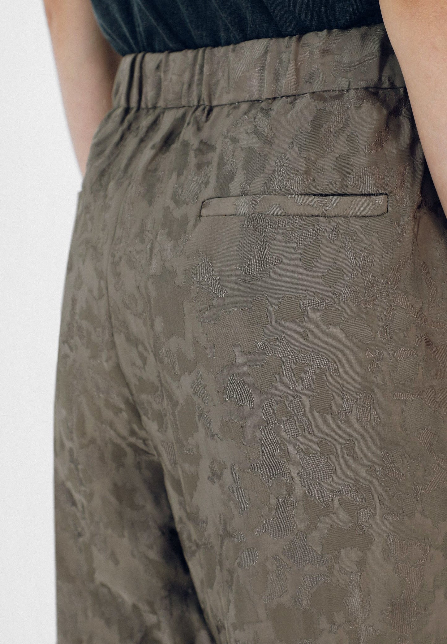 PANTALÓN MANCHAS CAMUFLAJE