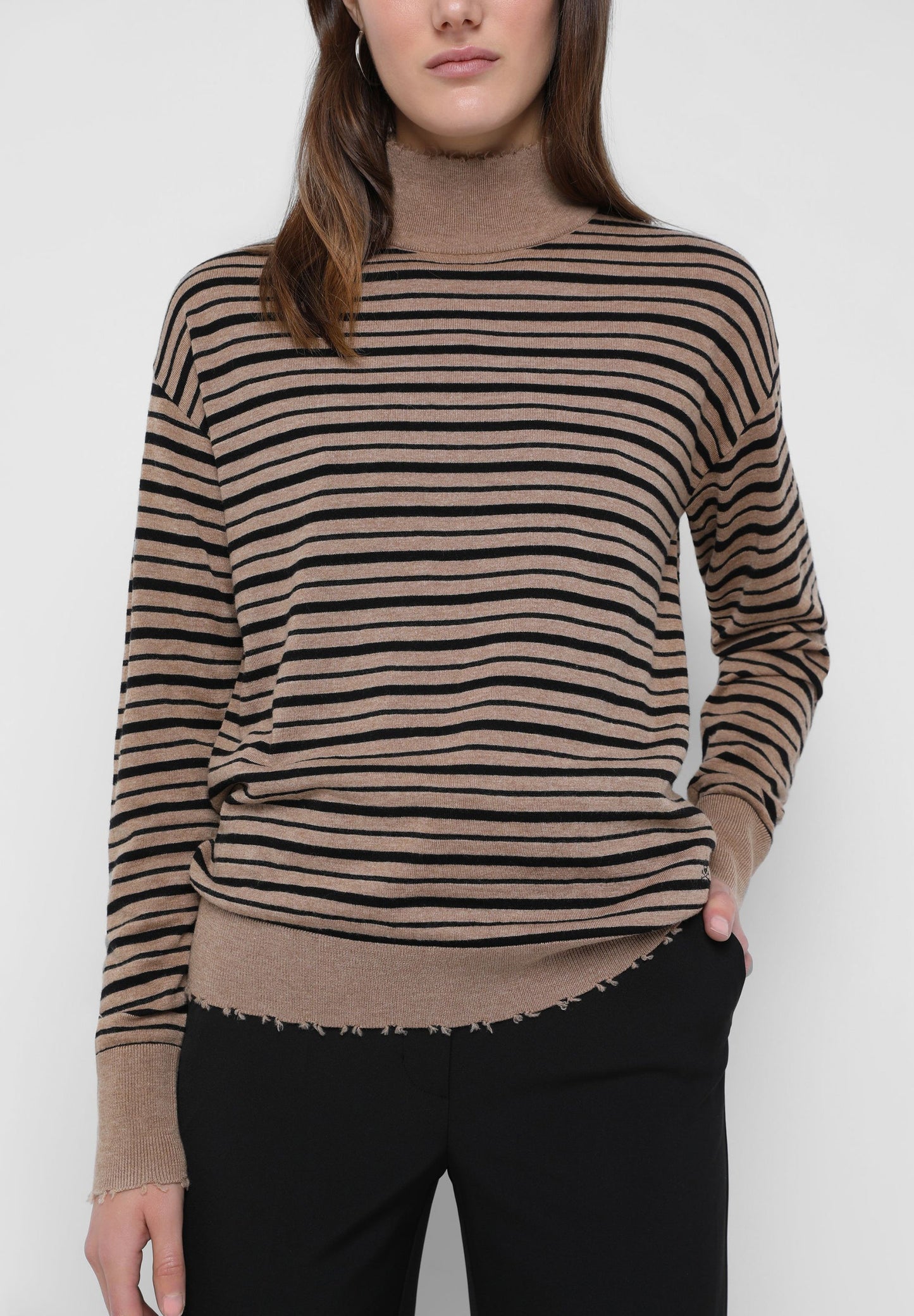 STRIPED JUMPER WITH PERKINS COLLAR
