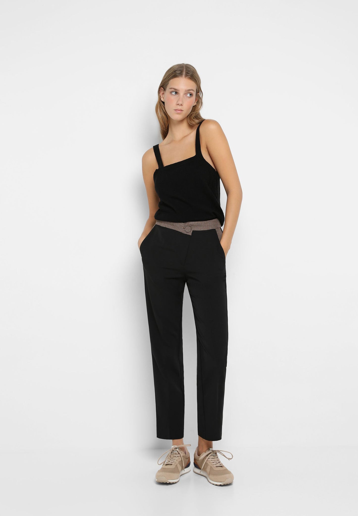 CONTRAST WAIST TROUSERS