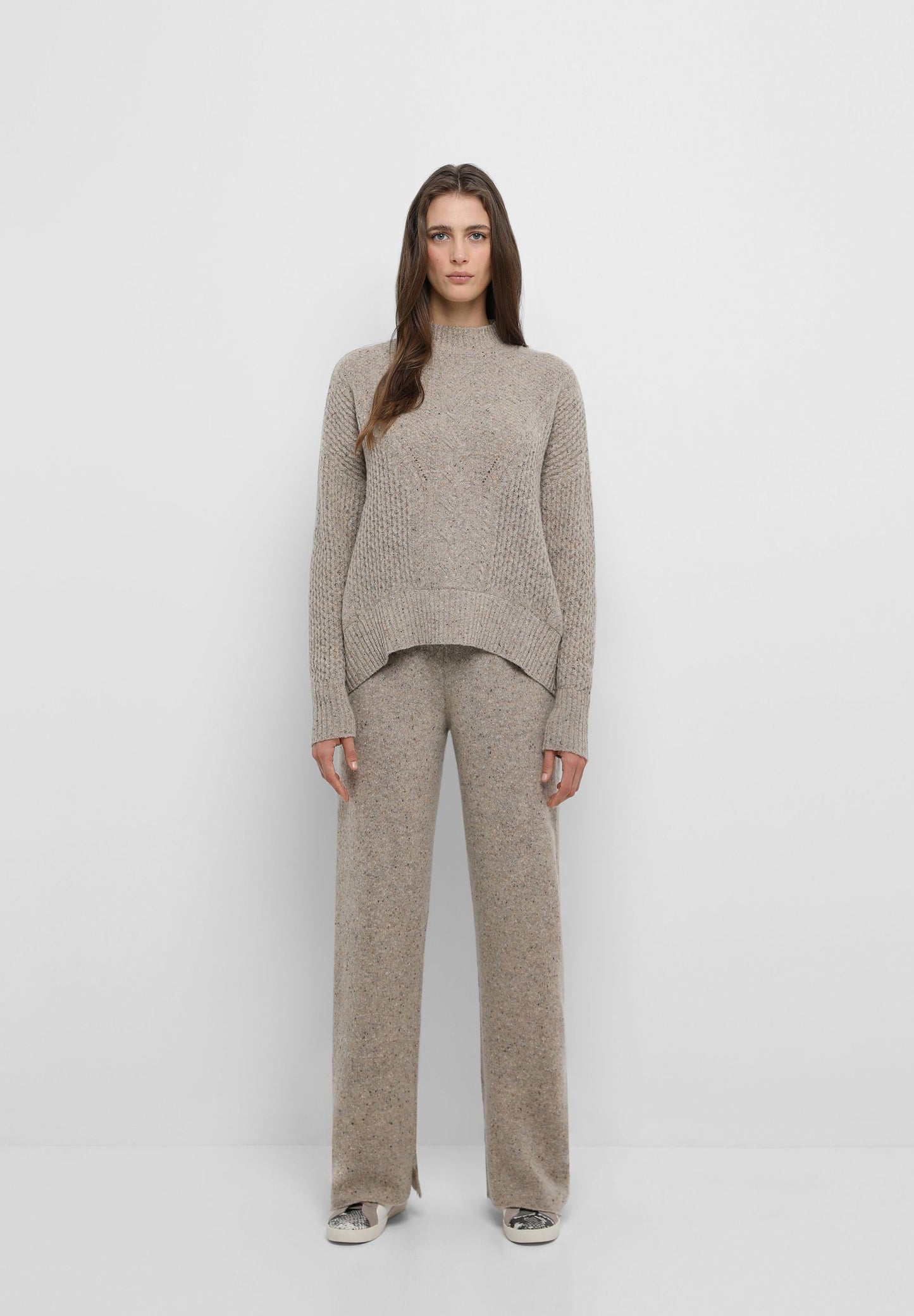 FLECKED KNIT TROUSERS