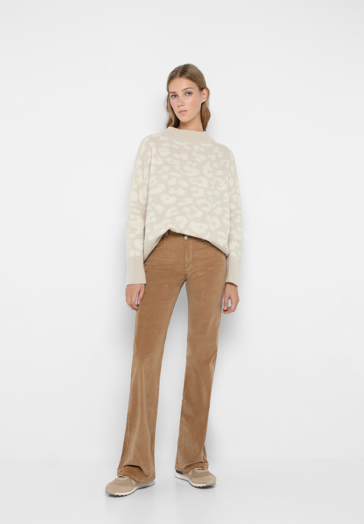 FLARED CORDUROY TROUSERS