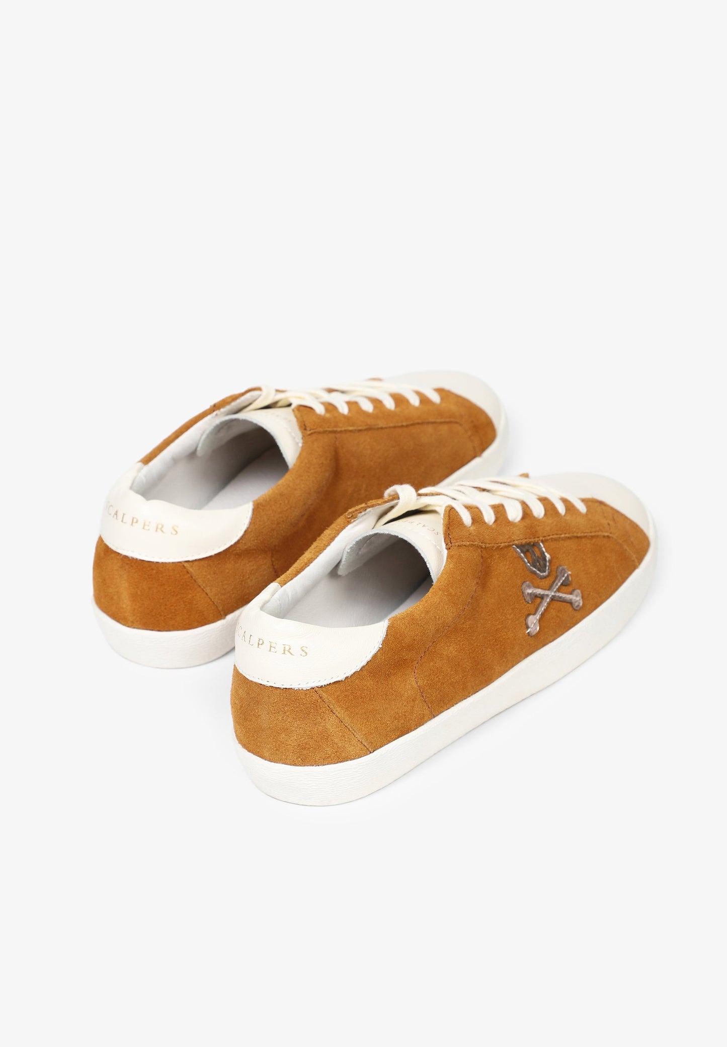 LOW TOP SUEDE SNEAKERS