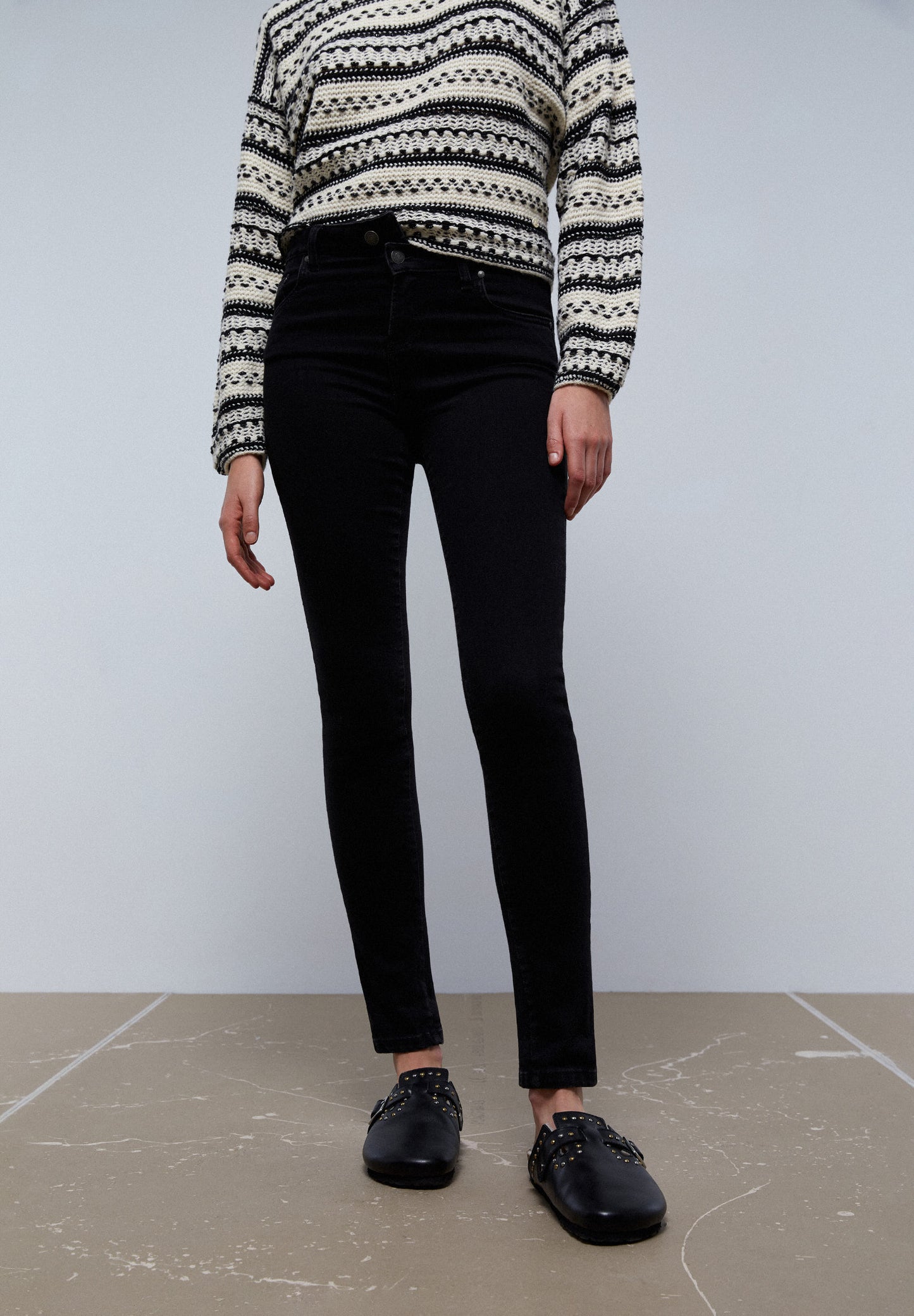 JEANS SKINNY BOTONES - Scalpers