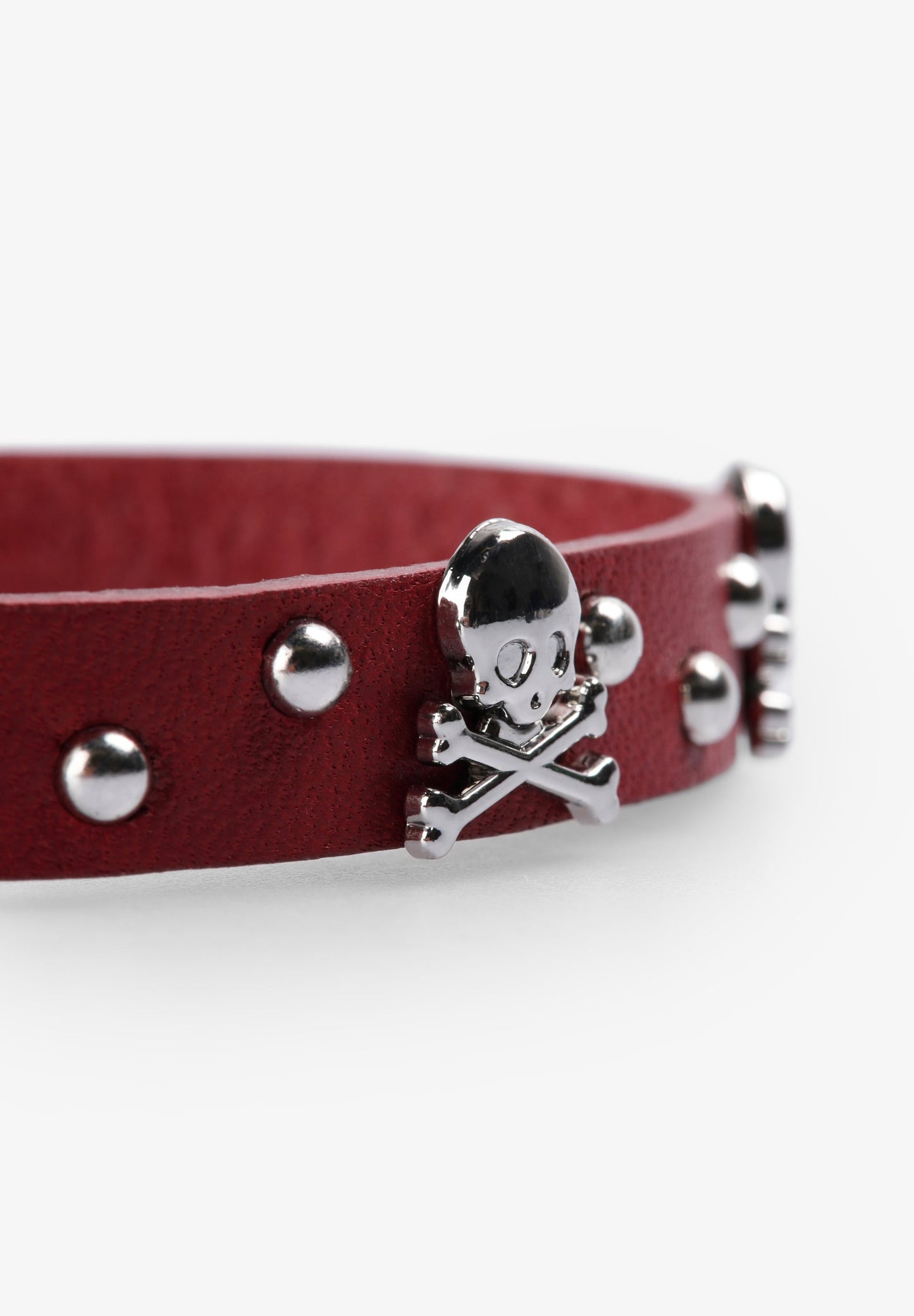 PULSERA CALAVERAS TACHAS - Scalpers