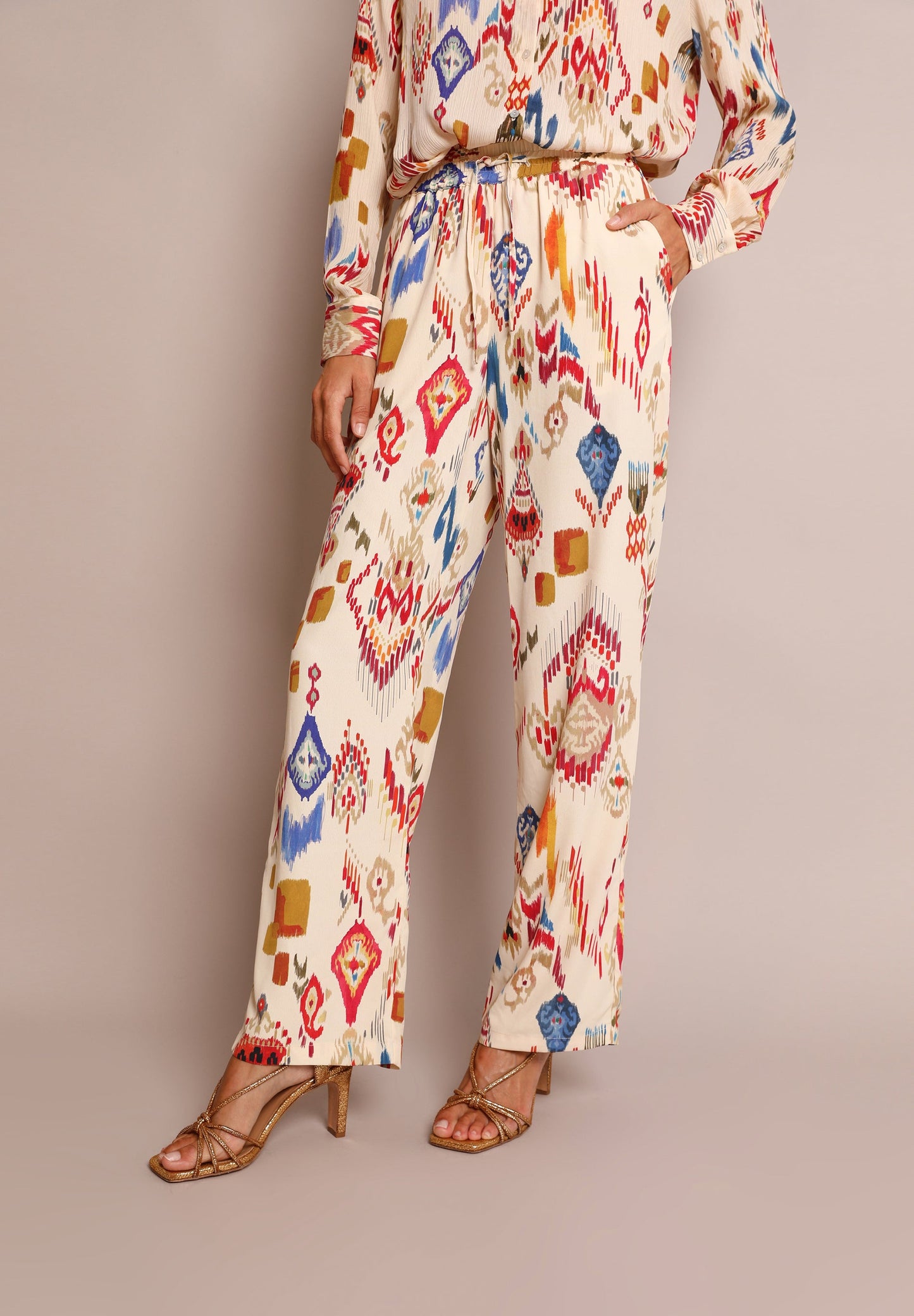 PRINTED TROUSERS
