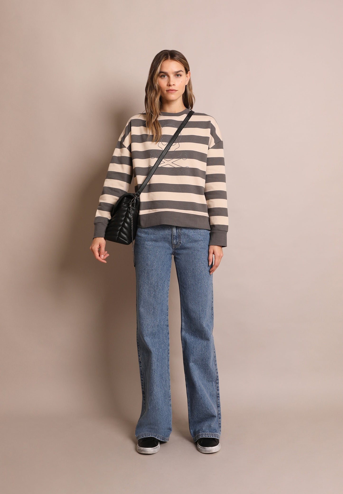 STRIPED SWEATSHIRT WITH SKULL