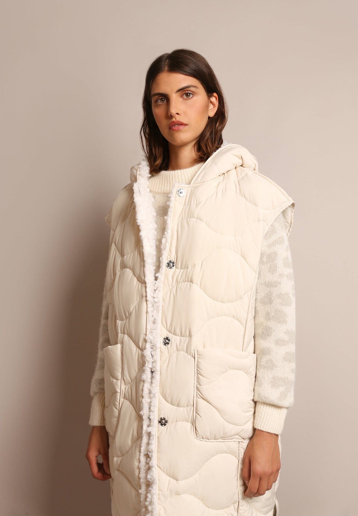 LONG SHEARLING WAISTCOAT