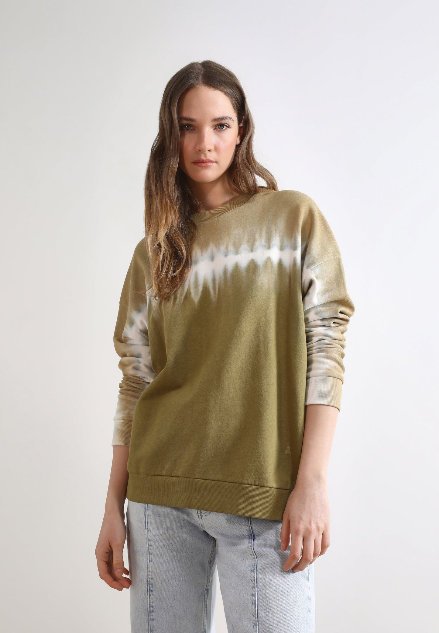 TIE-DYE SWEATSHIRT