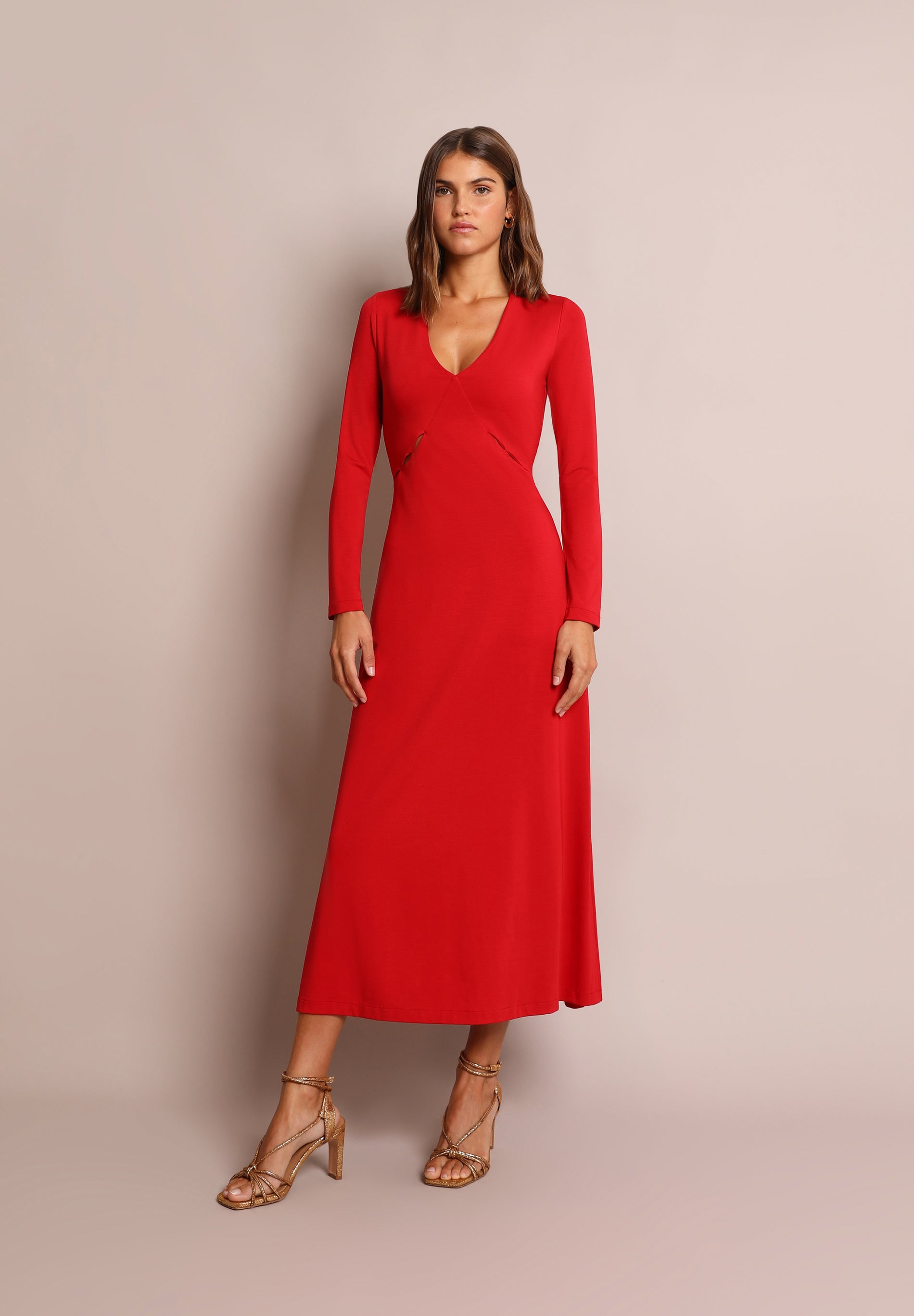 DRESS WITH VENT DETAILS