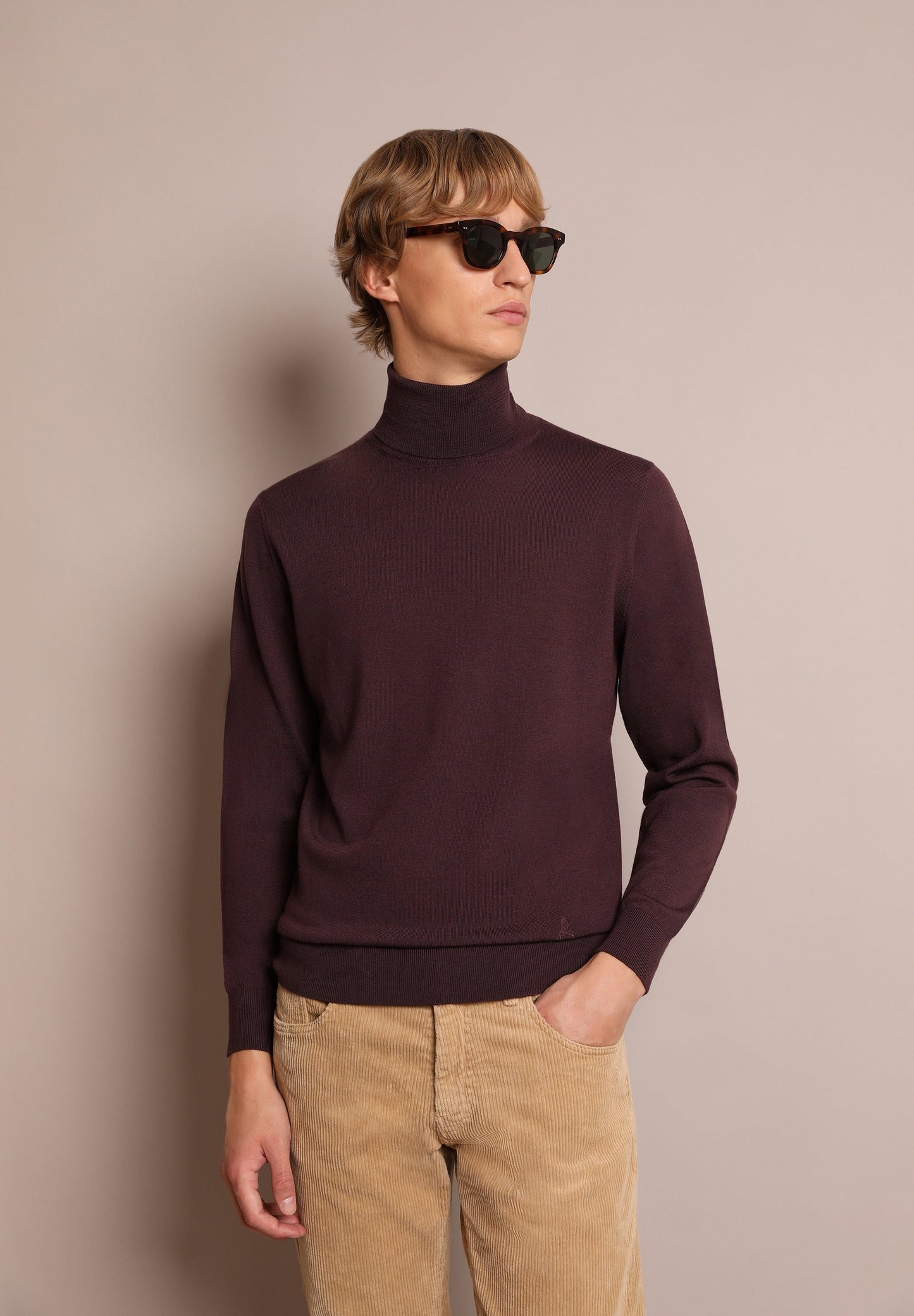 ROLL NECK WOOL SWEATER WITH SKULL