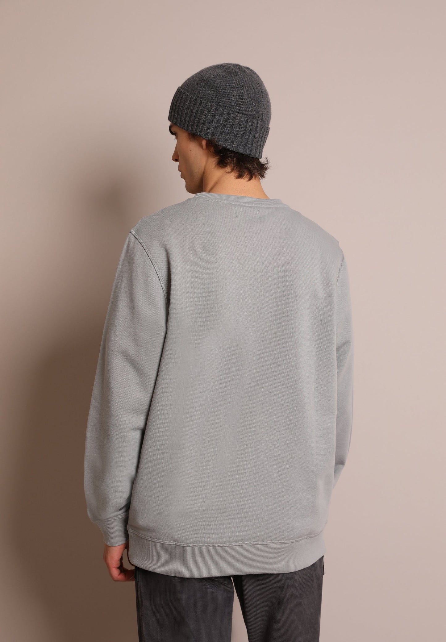 BASIC SKULL SWEATSHIRT