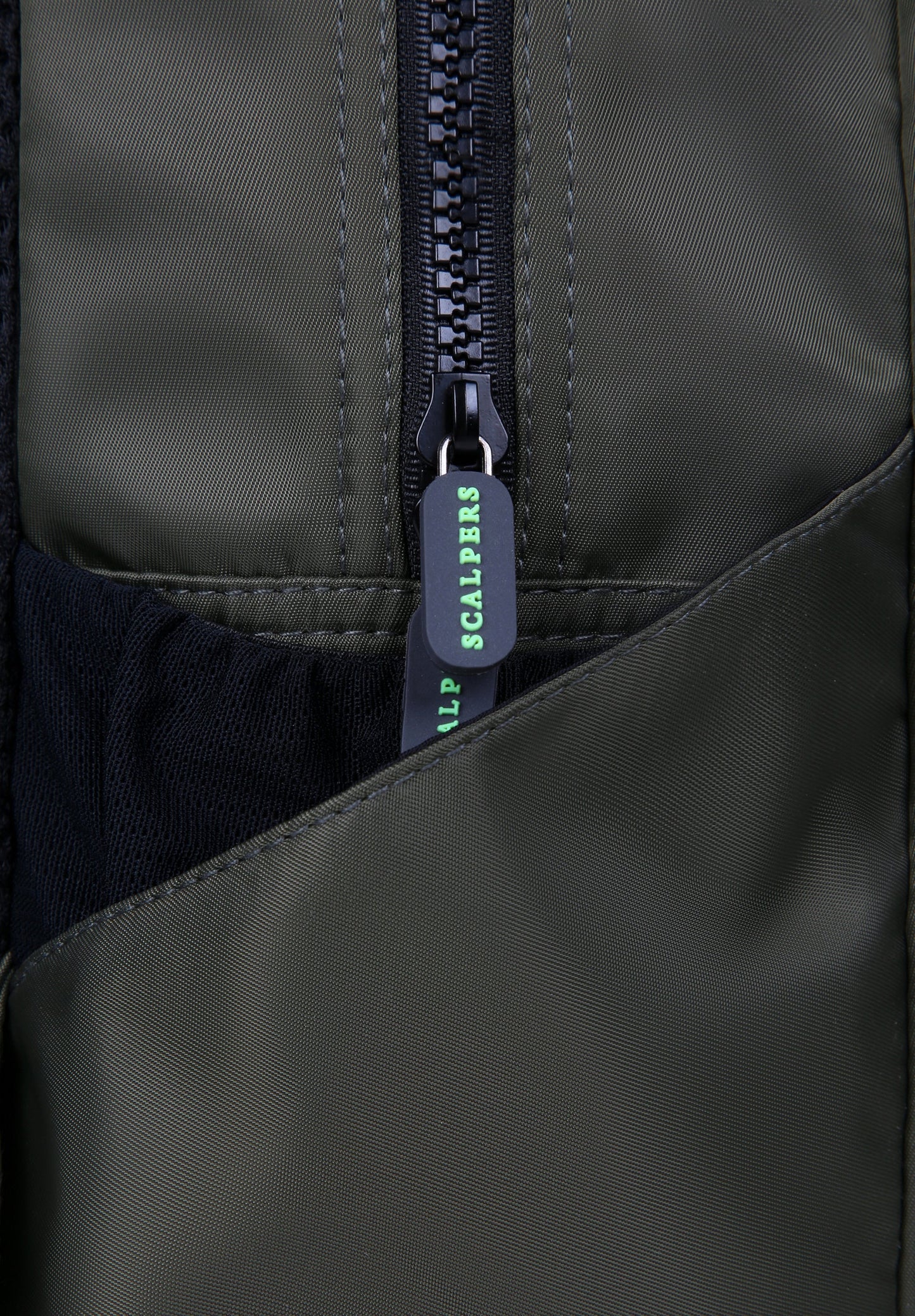 FRONT SKULL BACKPACK