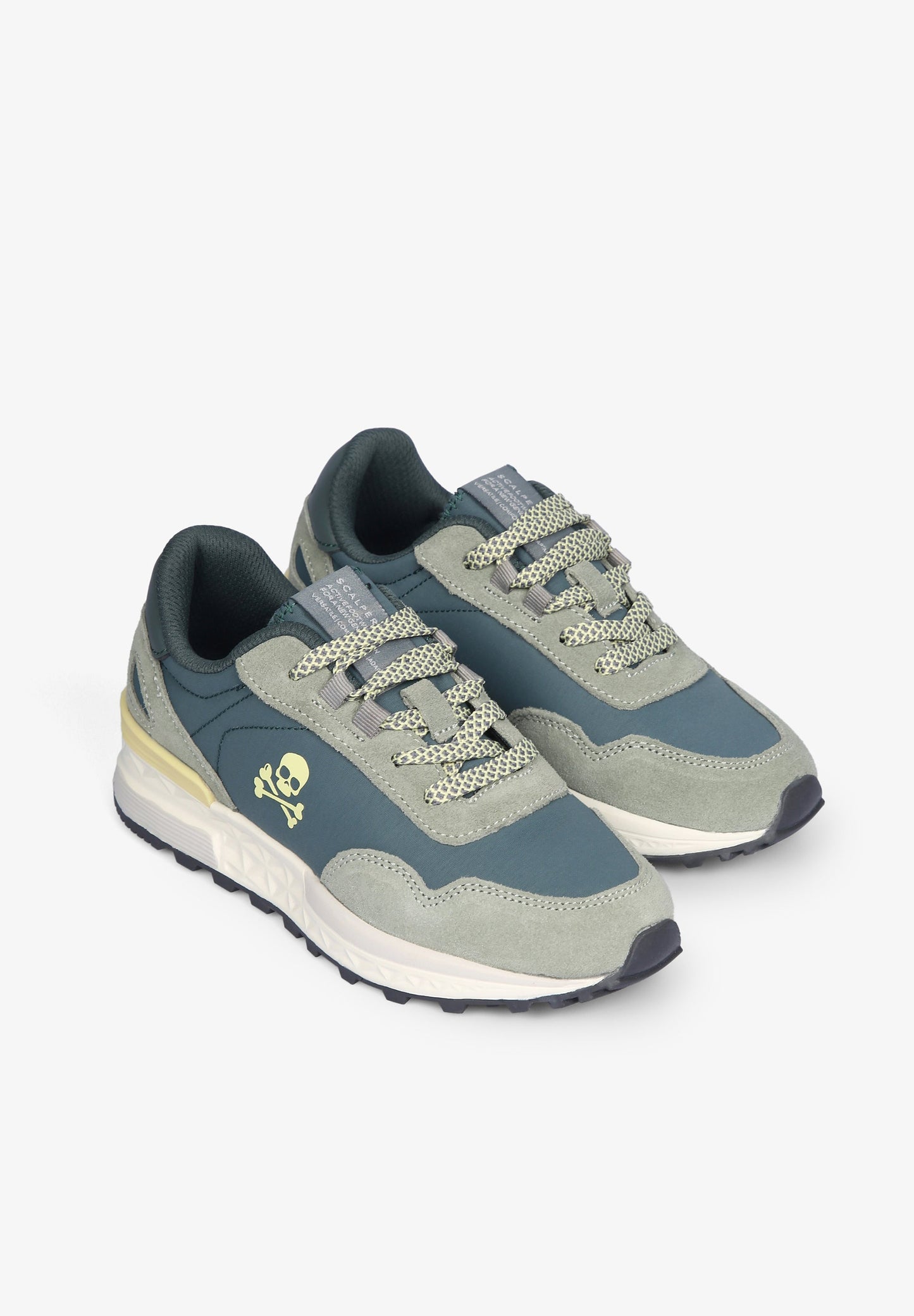 SNEAKERS WITH SIDE SKULLS