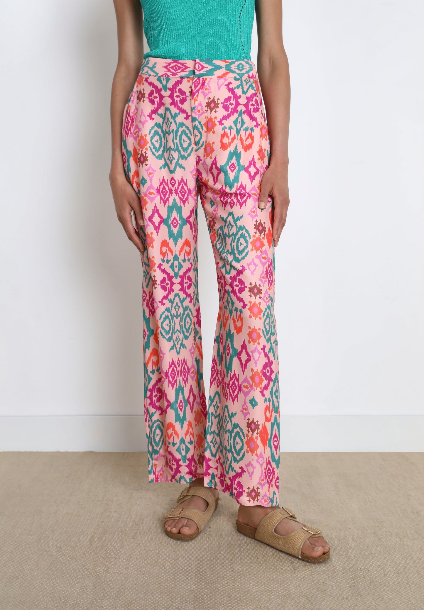 FLOWING PRINTED TROUSERS