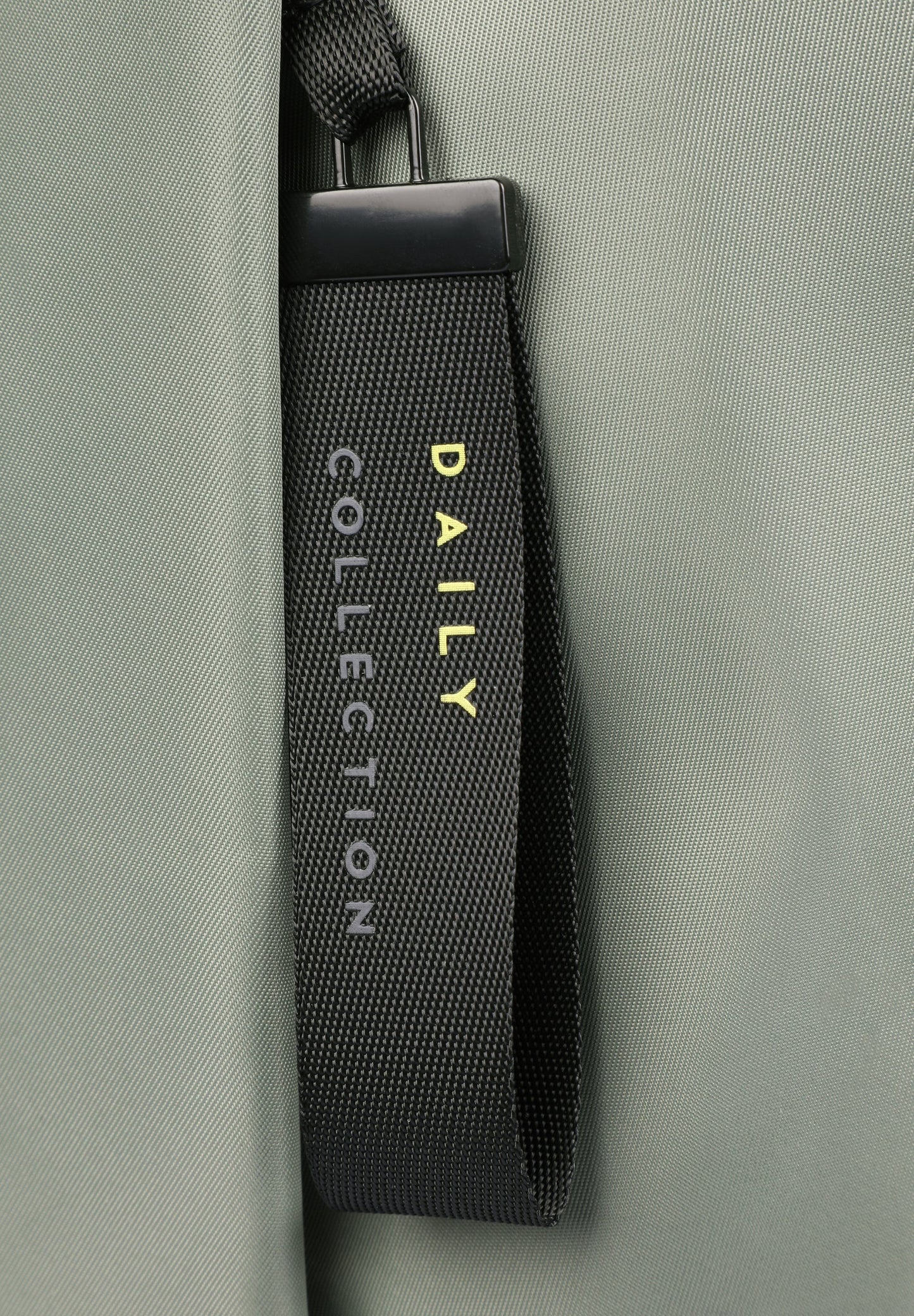 BACKPACK WITH FRONT ZIPPED POCKET