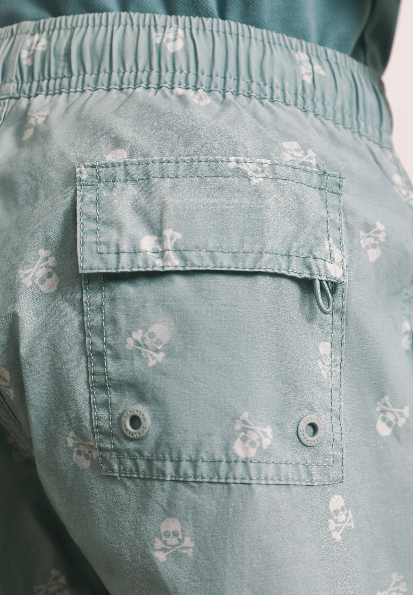 CLASSIC SWIMMING TRUNKS WITH SKULLS