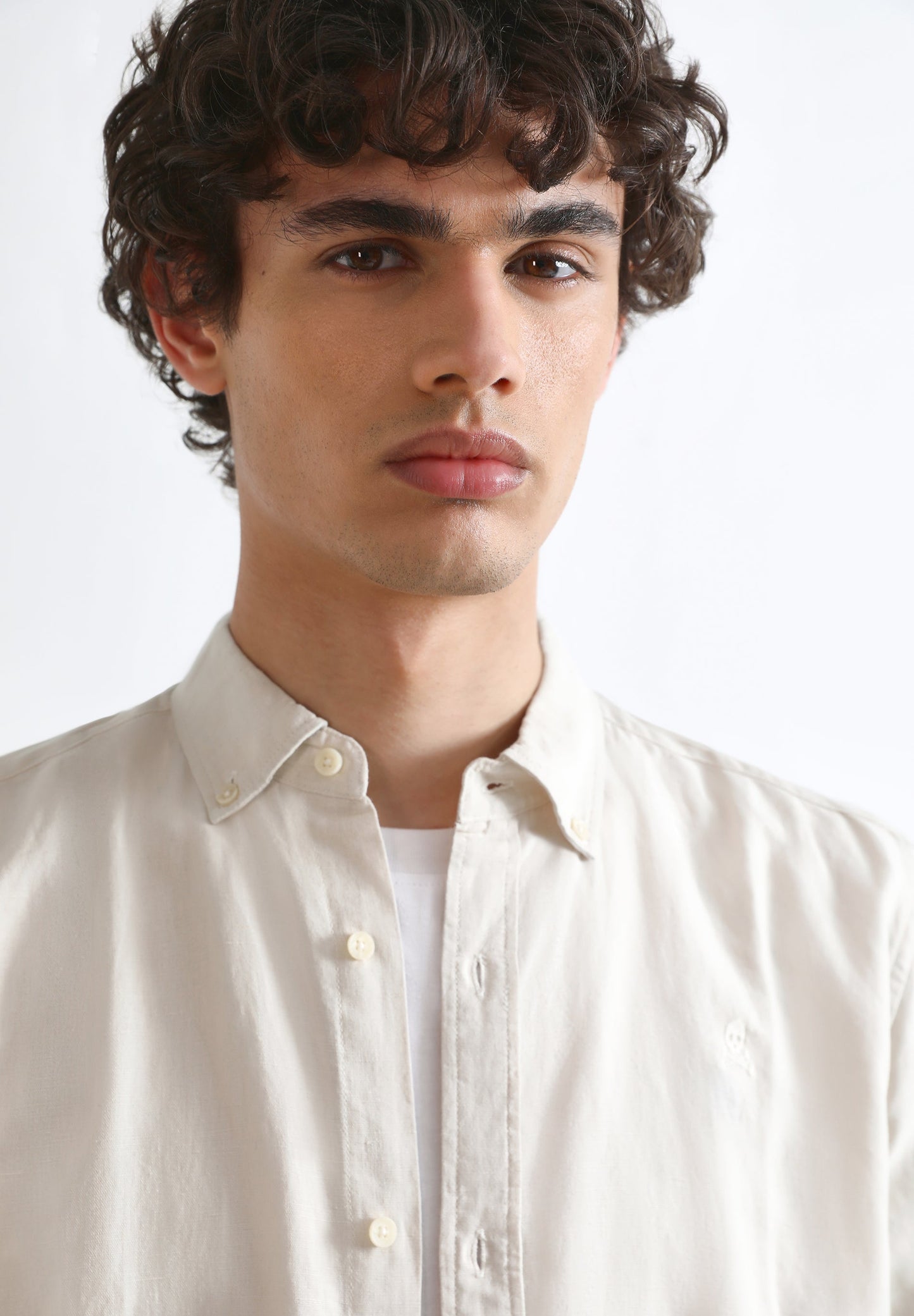 SHIRT WITH BUTTON-DOWN COLLAR