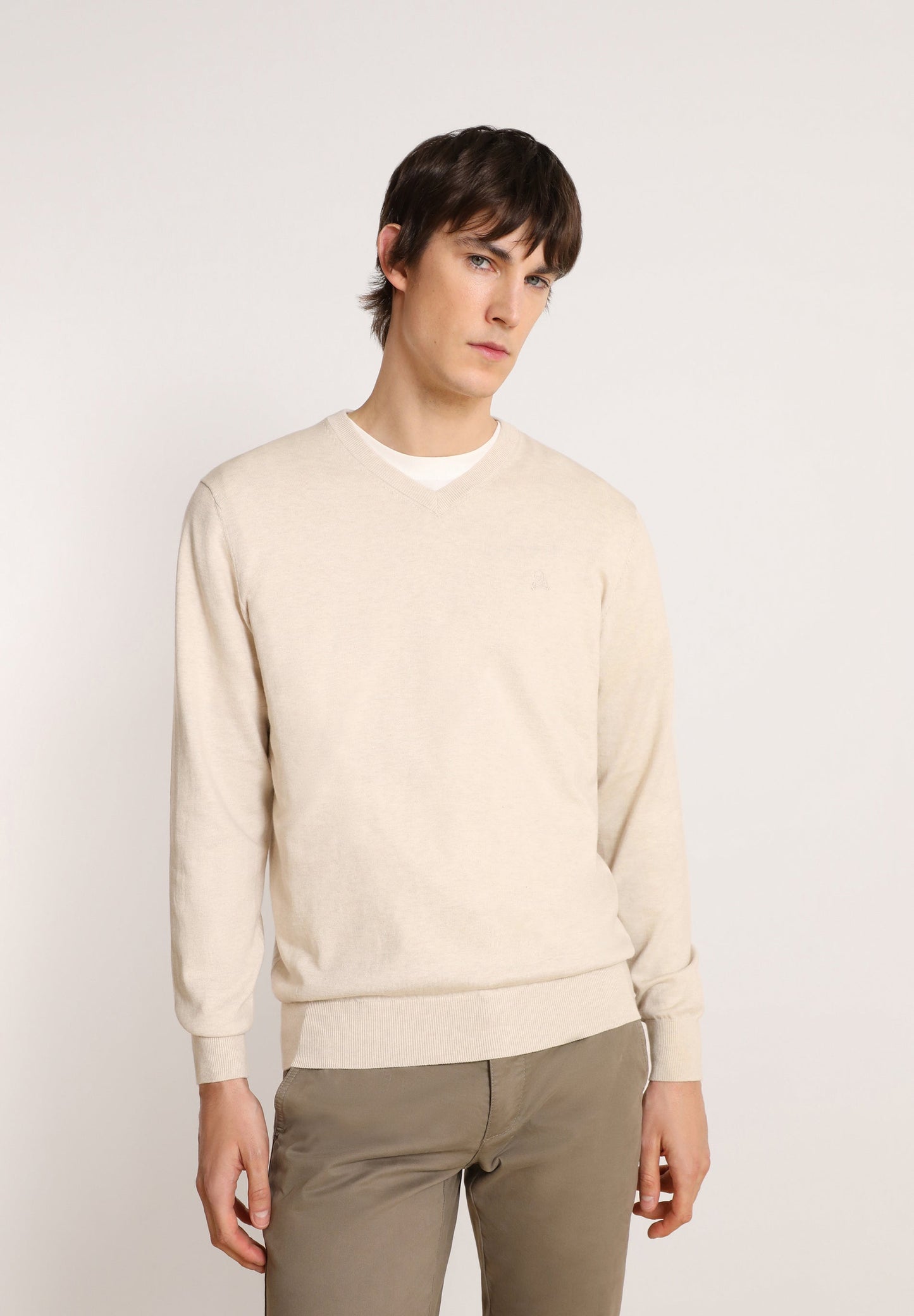 V-NECK SWEATER WITH SKULL