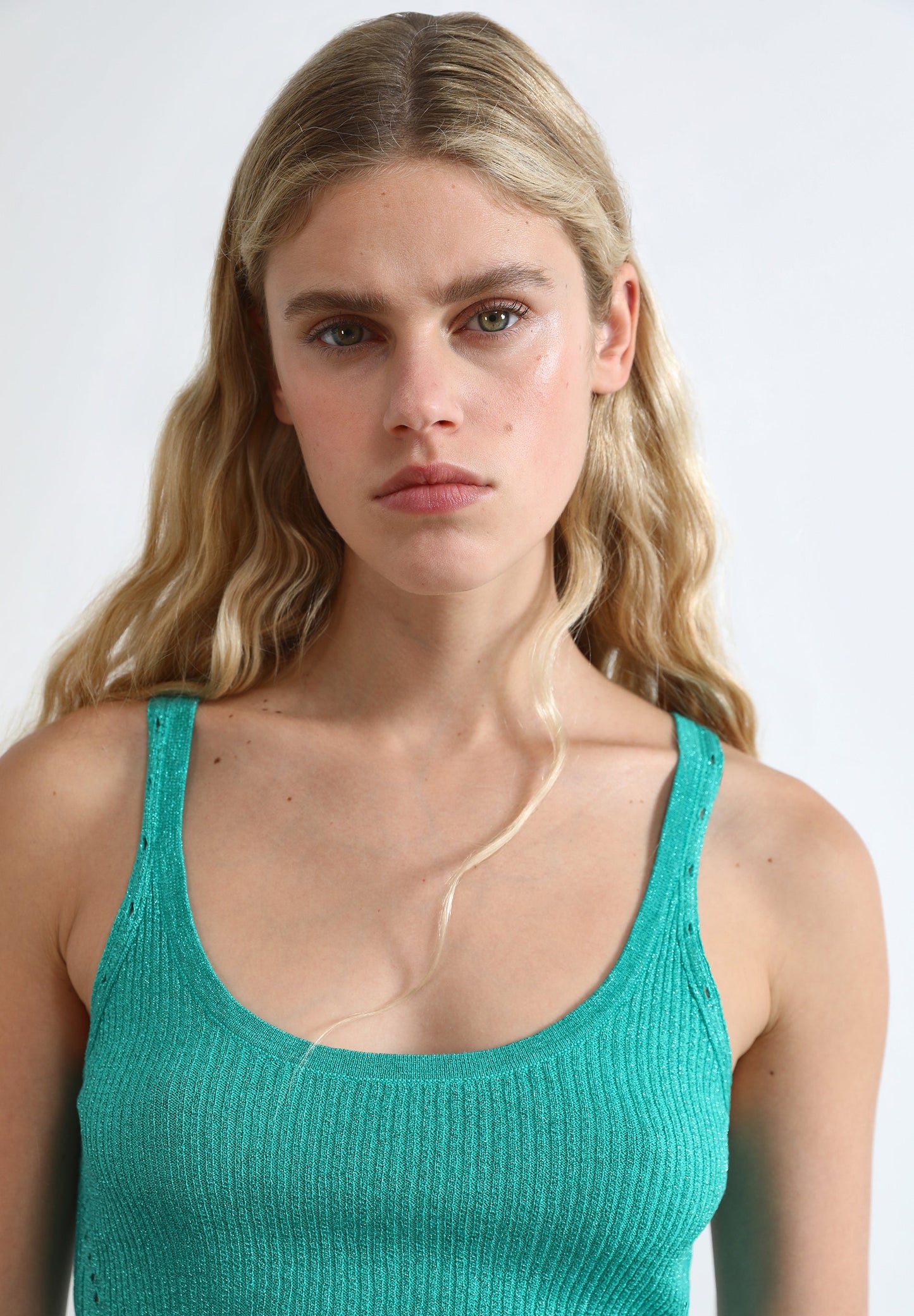 KNIT TOP WITH BACK DETAILING