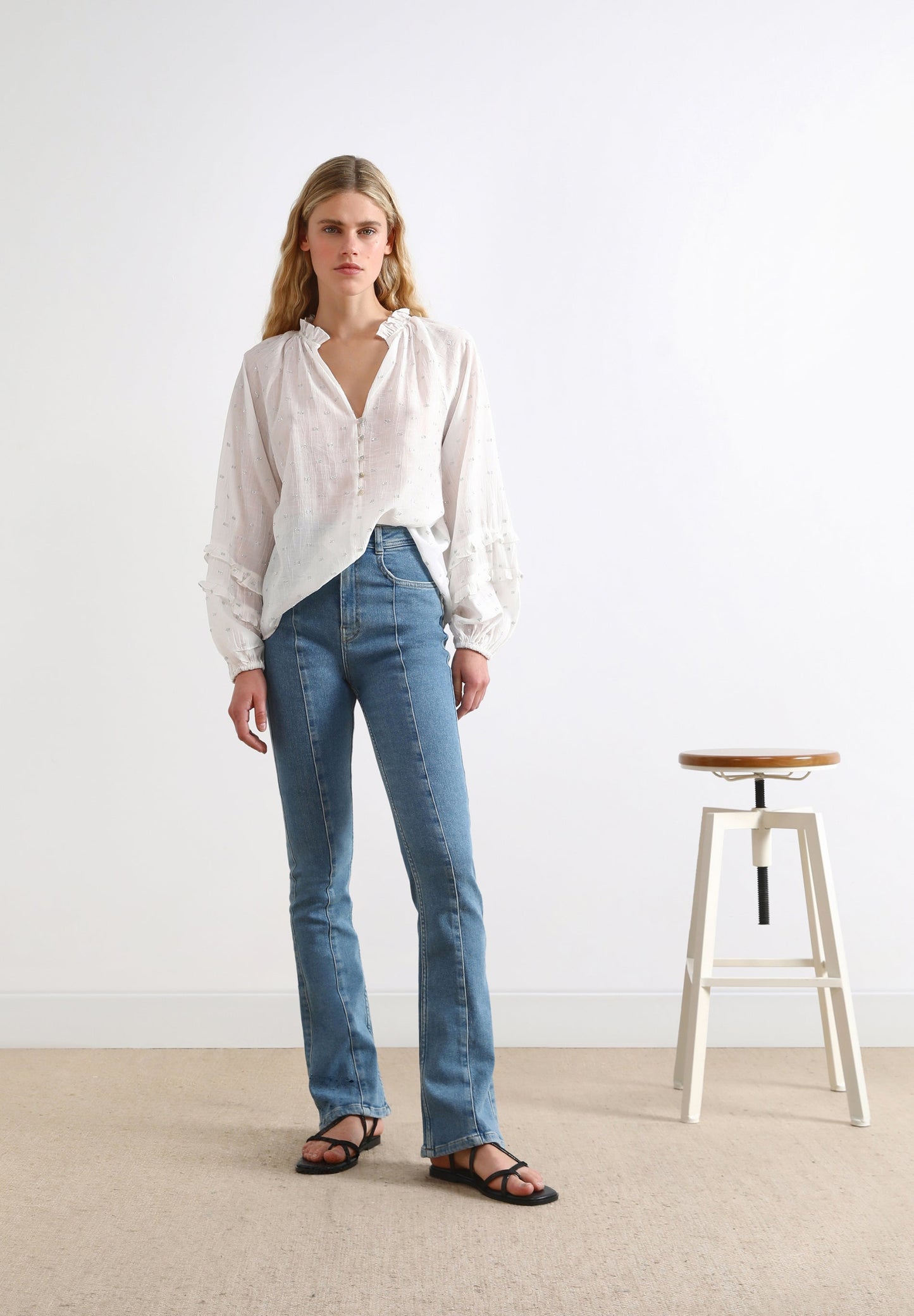 BLOUSE WITH PUFF SLEEVES