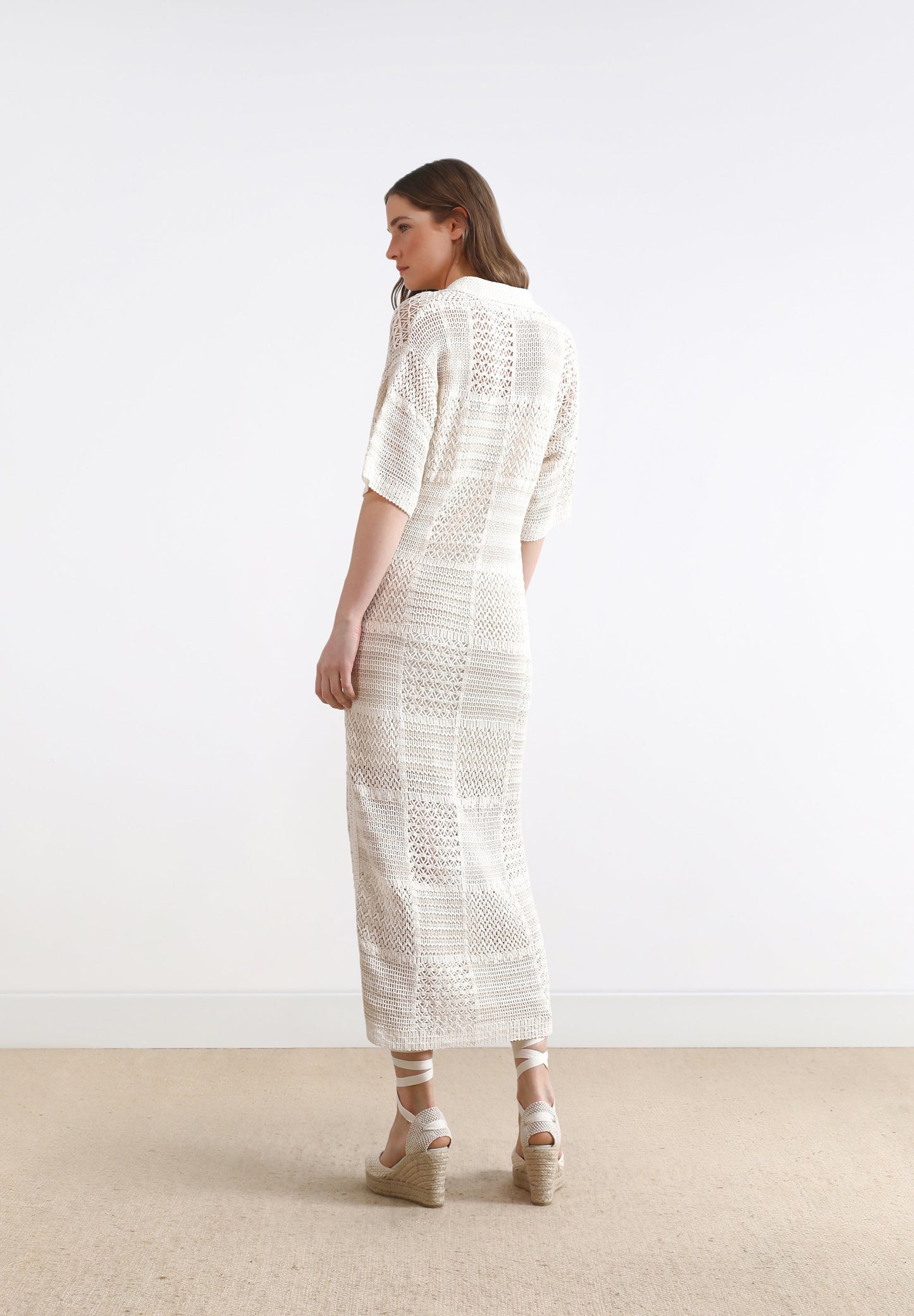 CROCHET DRESS WITH SHORT SLEEVES